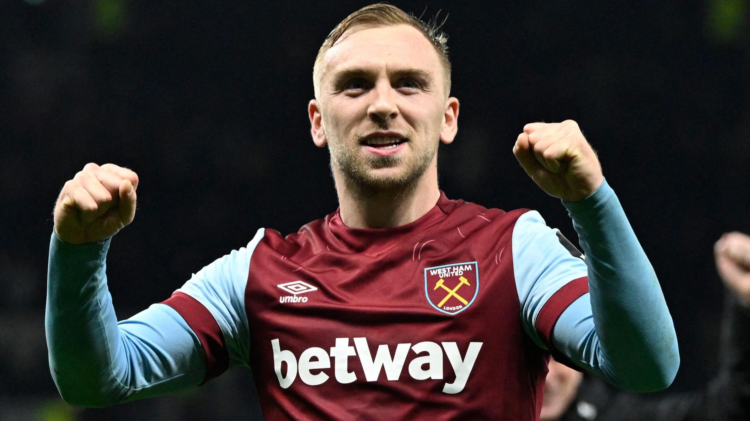 2560x1440 West Ham: Jarrod Bowen as central striker 'an option going forward' for David Moyes