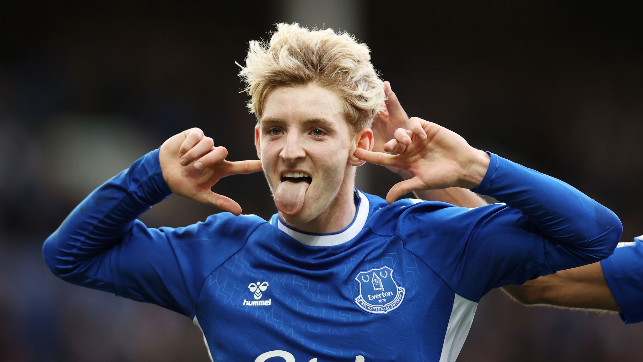 2048x1152 Anthony Gordon: Why have Newcastle signed the Everton winger?