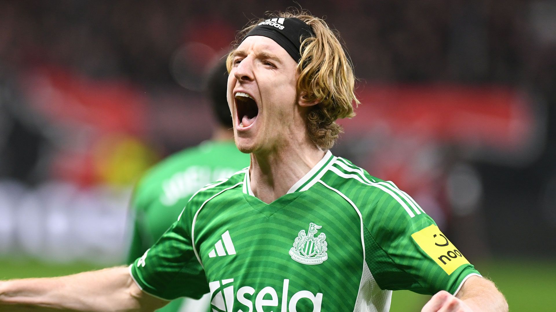 1920x1080 All the pressure's on them' Gordon warns Sunderland that Newcastle are ready for derby 'war'