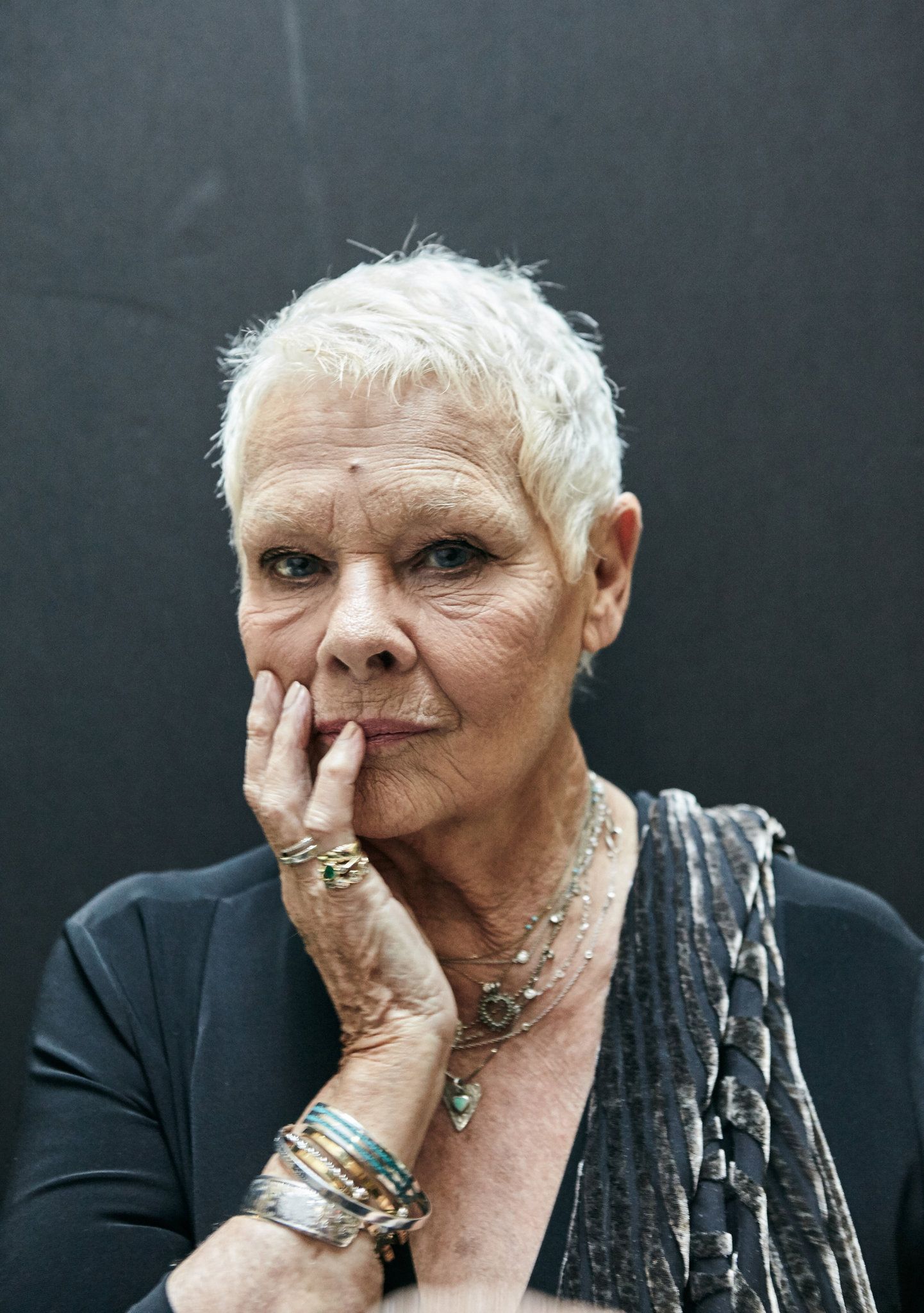 1442x2048 Queen! Bow Down To Tattoo Flashing Octogenarian Dame Dench