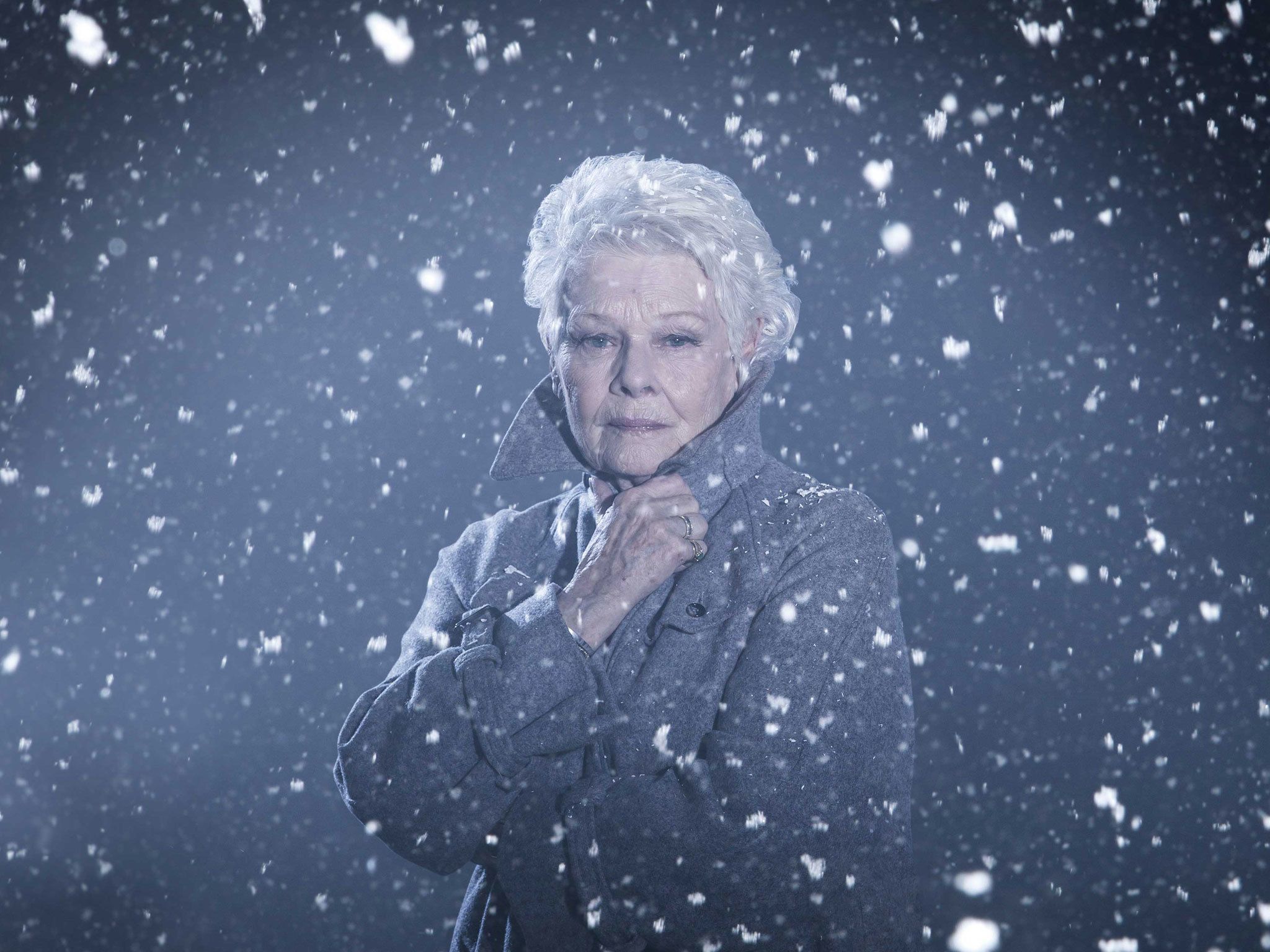 2048x1536 Dame Judi Dench: Not retiring