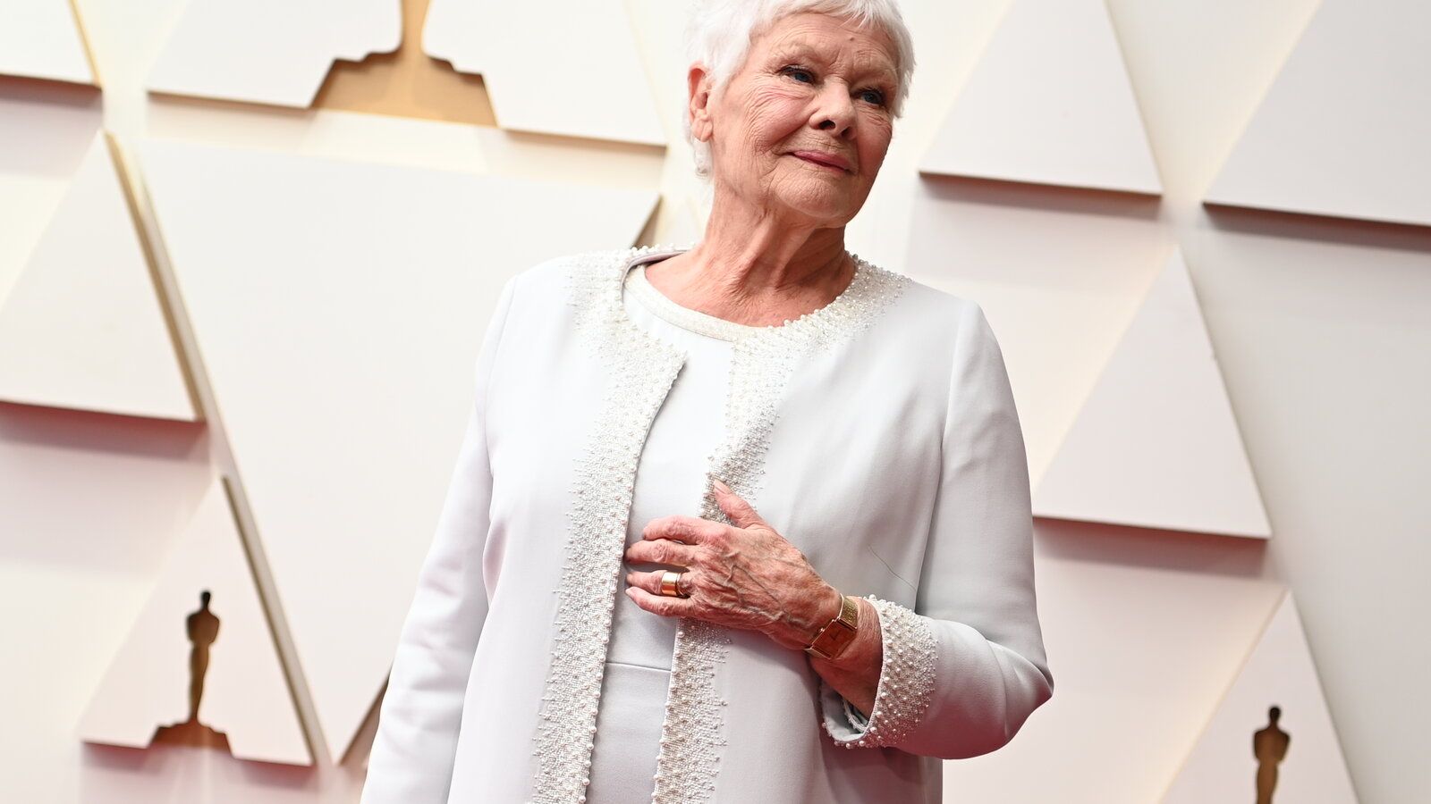 1600x900 Judi Dench Says She No Longer Goes to Events Alone, Citing Vision Loss