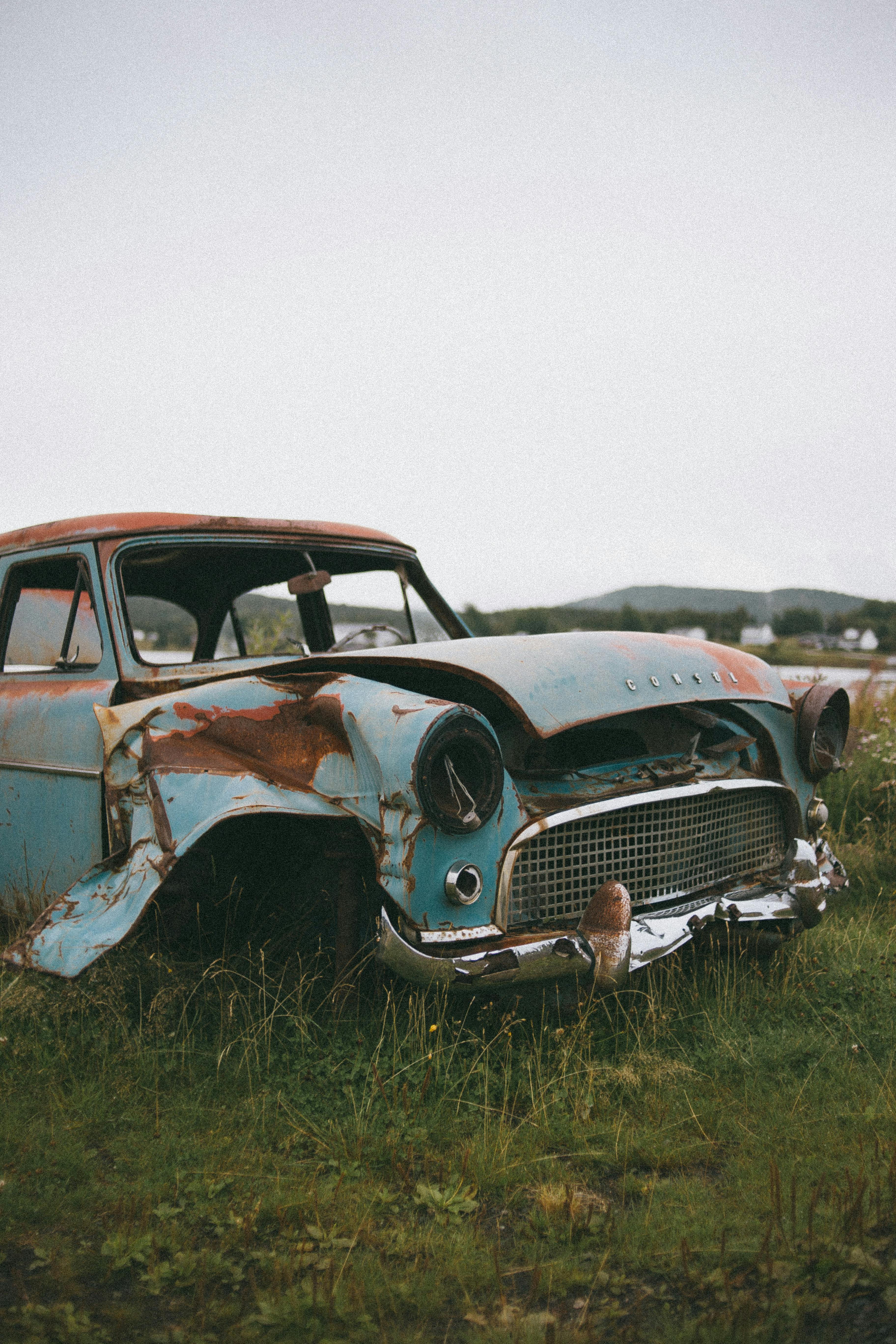 3648x5472 Rusty Car on Junkyard · Free