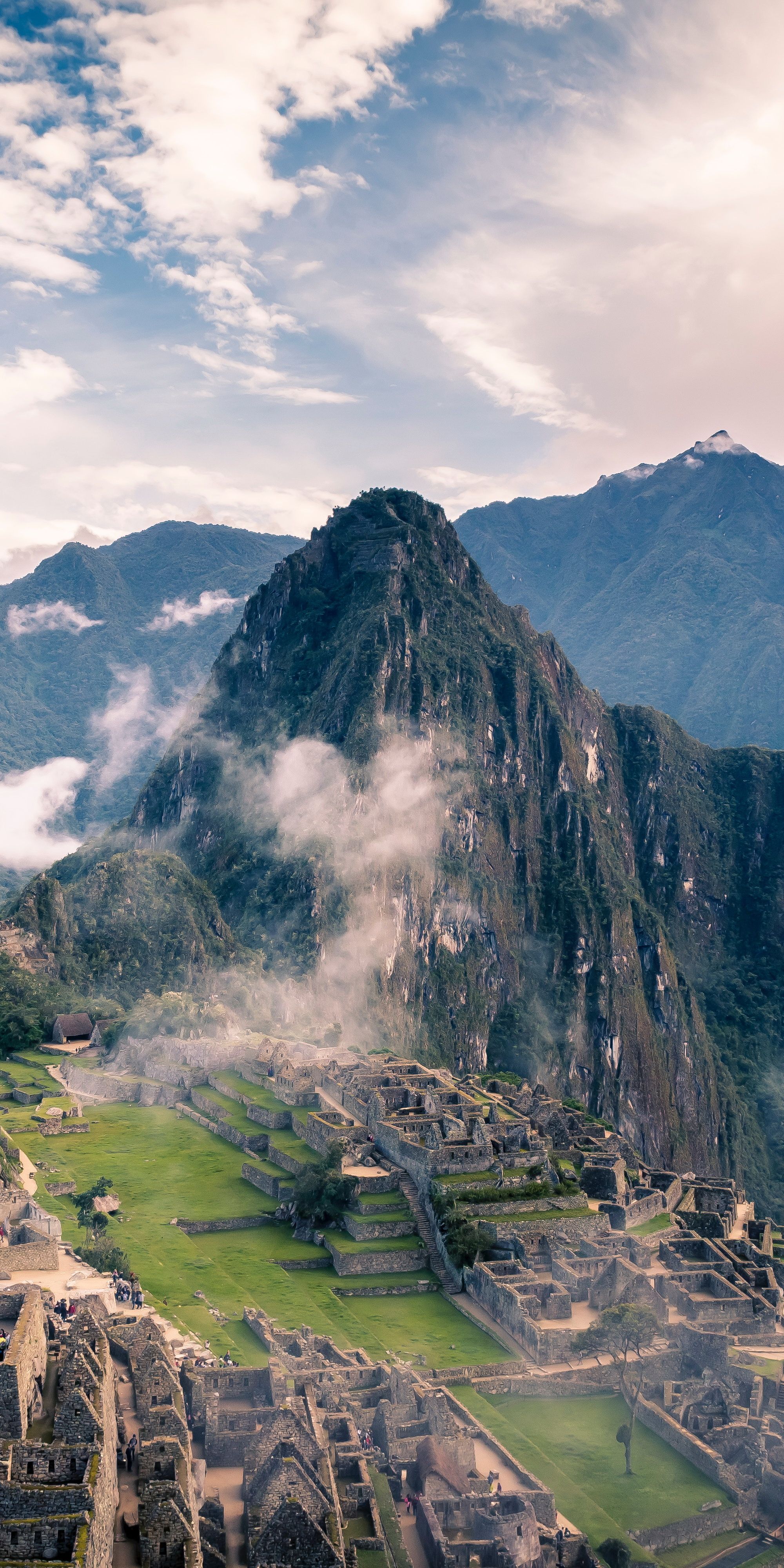 2000x4000 Wallpaper Machu Picchu, Inca Trail to Machu Picchu, Inca Empire, Aguas Calientes, Travel, Background Free Image