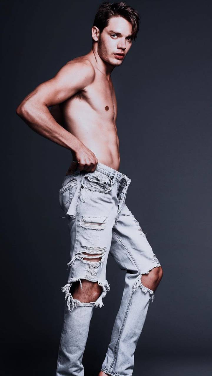 720x1280 Dom Sherwood wallpaper