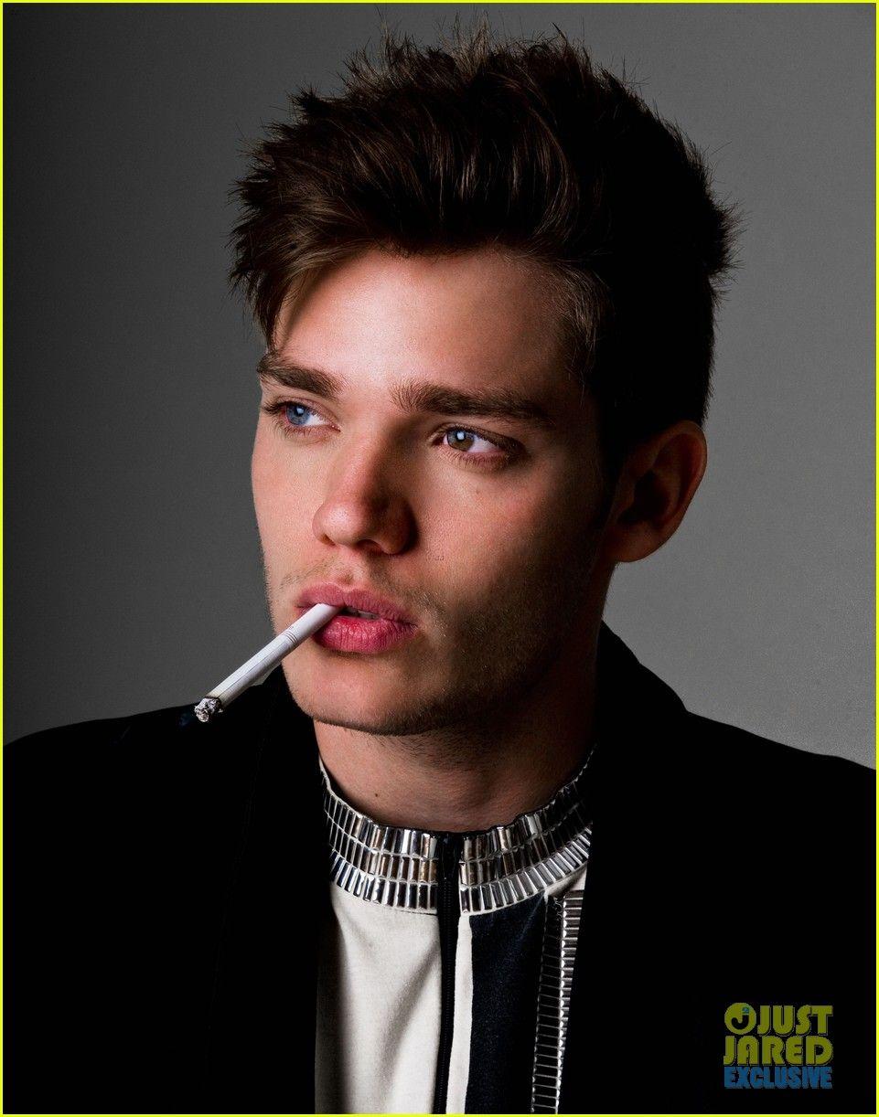 Доминик шервуд. Доминик Шервуд Dominic Sherwood. Доминик Шервуд фотосессии. Доминик Шервуд 2023.