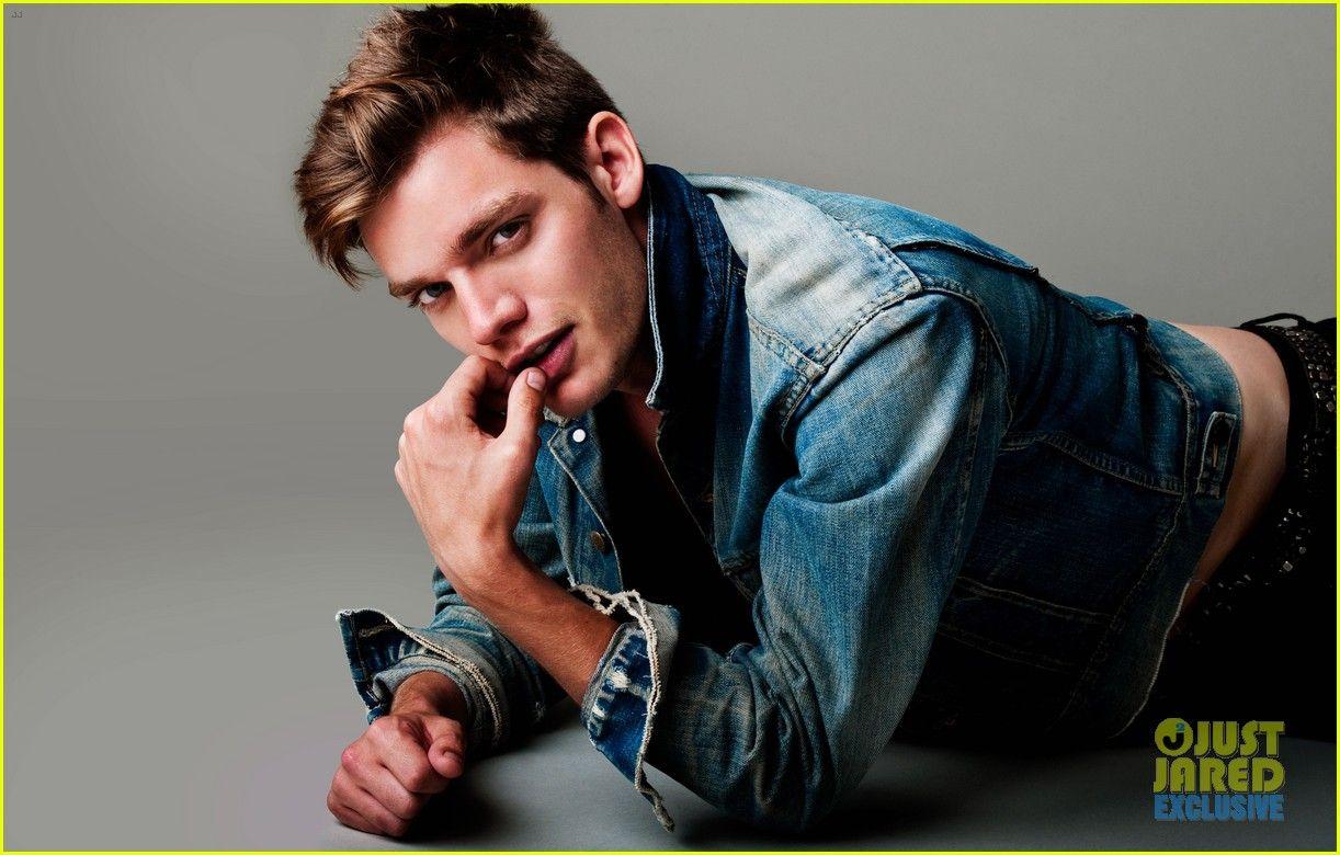 1222x780 Dominic Sherwood JJ photohoot Sherwood Photo 36214010