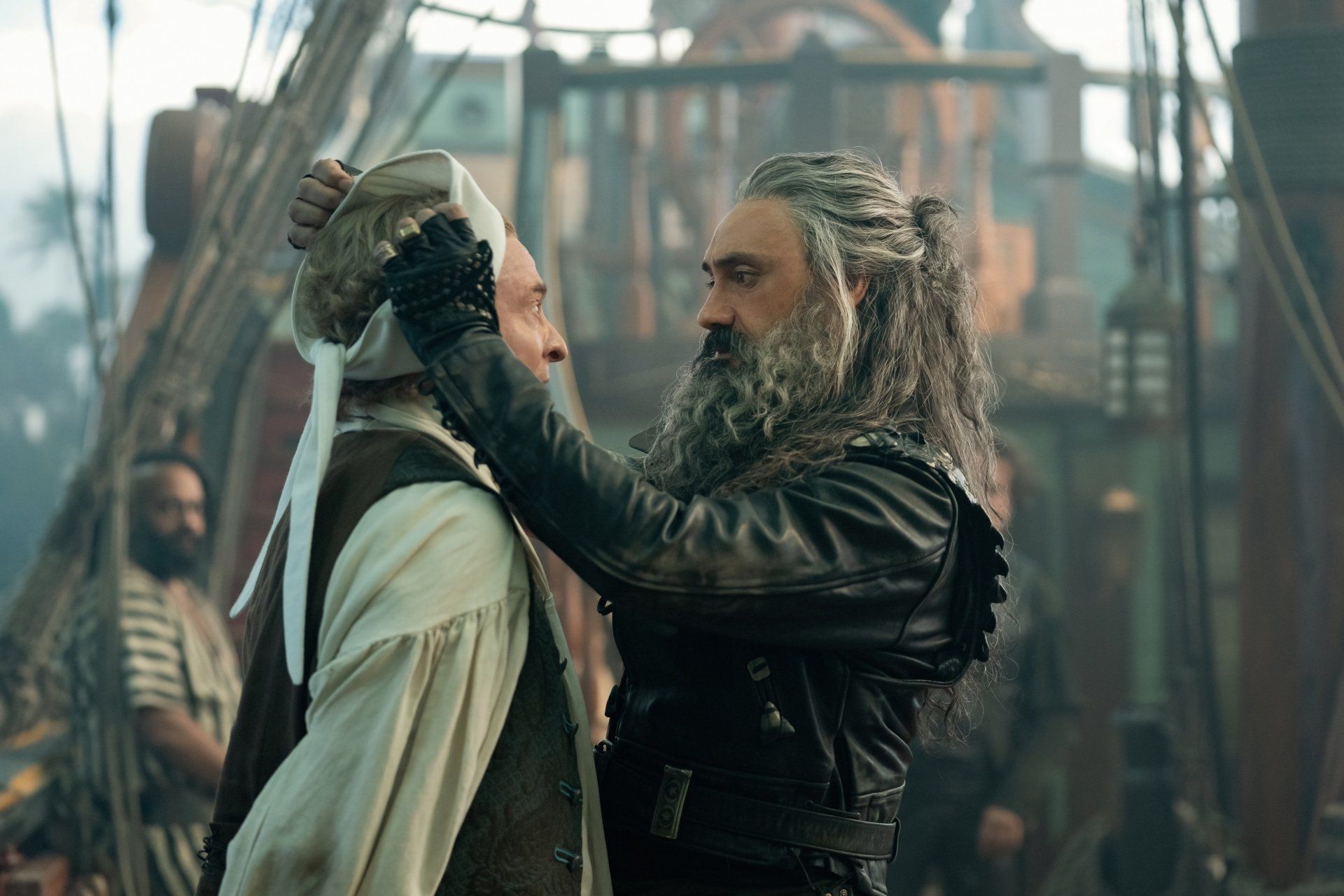 1920x1280 Download Taika Waititi Blackbeard (Our Flag Means Death) Rhys Darby TV Show Our Flag Means Death