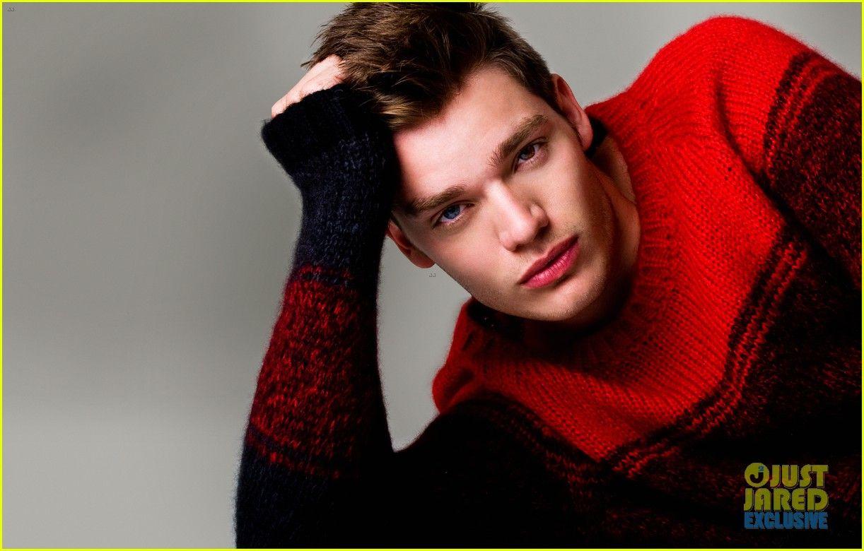 1222x780 Dominic Sherwood: Just Jared Spotlight of the Week Exclusive