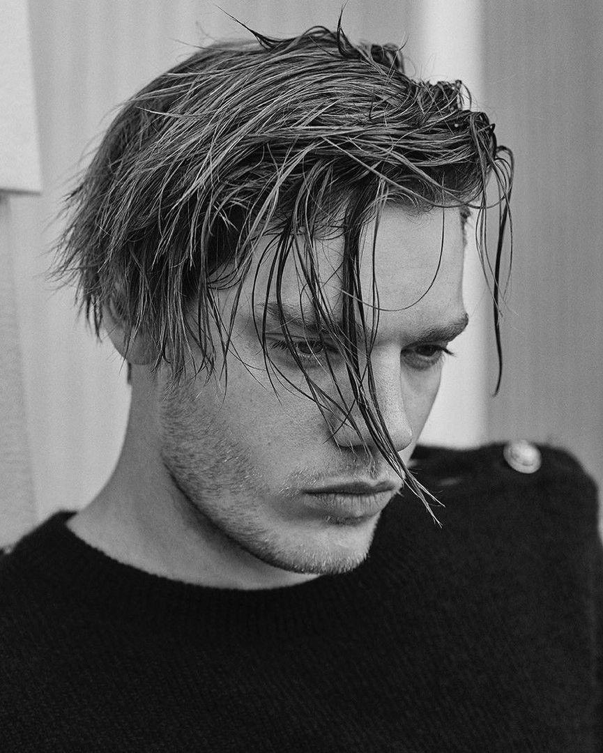 865x1080 Dominic Sherwood wallpaper