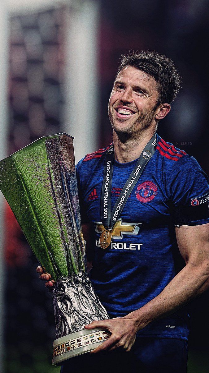 675x1200 MkShow23 Michael Carrick wallpaper #MUFC @carras16