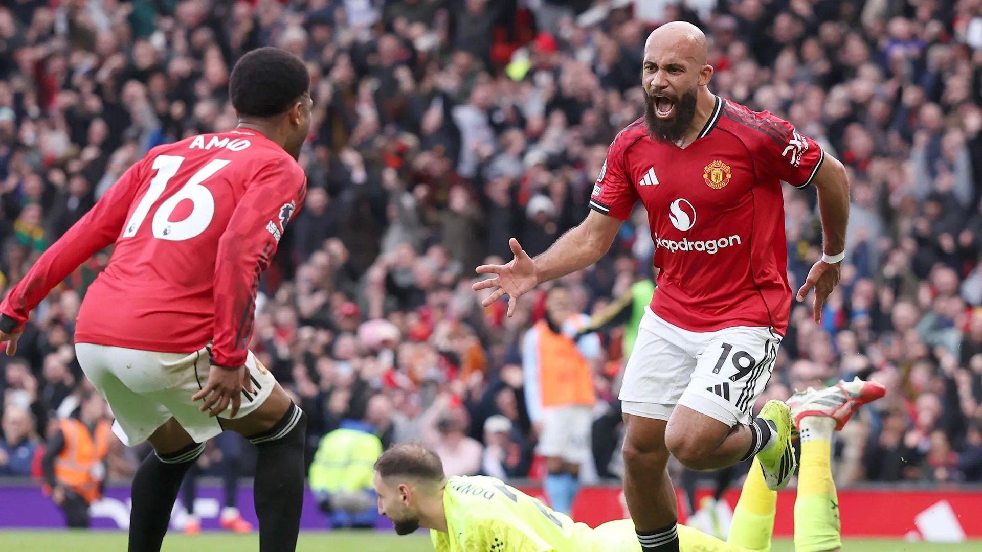 1920x1080 Man Utd 2 Man City 0: Michael Carrick off to perfect start as Manchester Derby victory moves Red Devils into top four