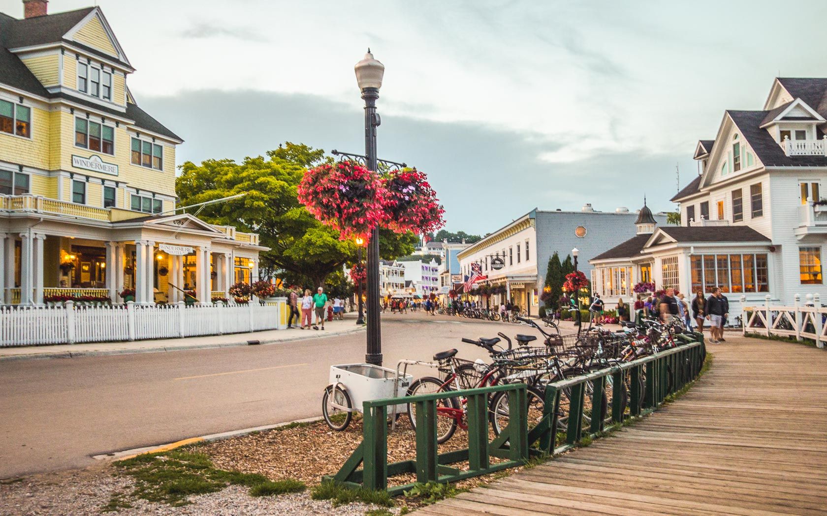 1680x1050 Mackinac Island Wallpaper