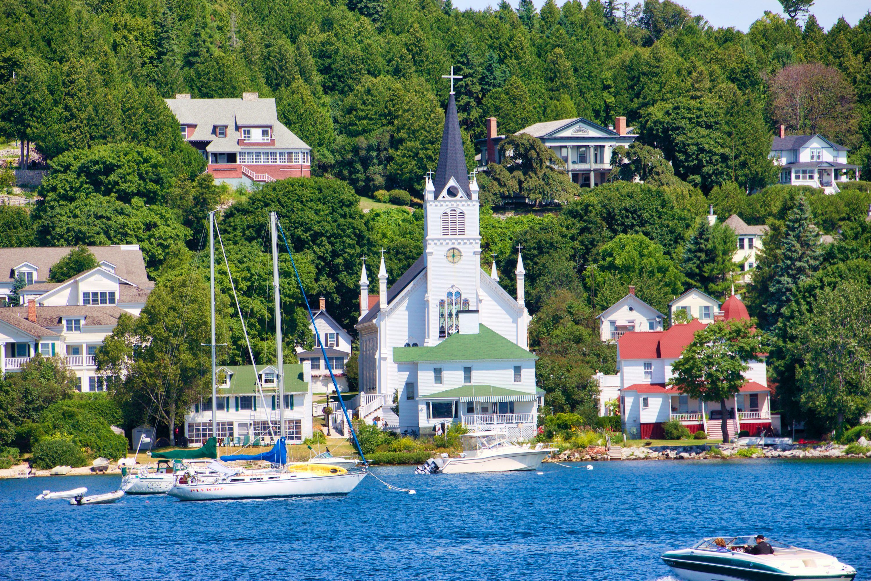 3000x2000 Mackinac Island Picture. Download Free Image