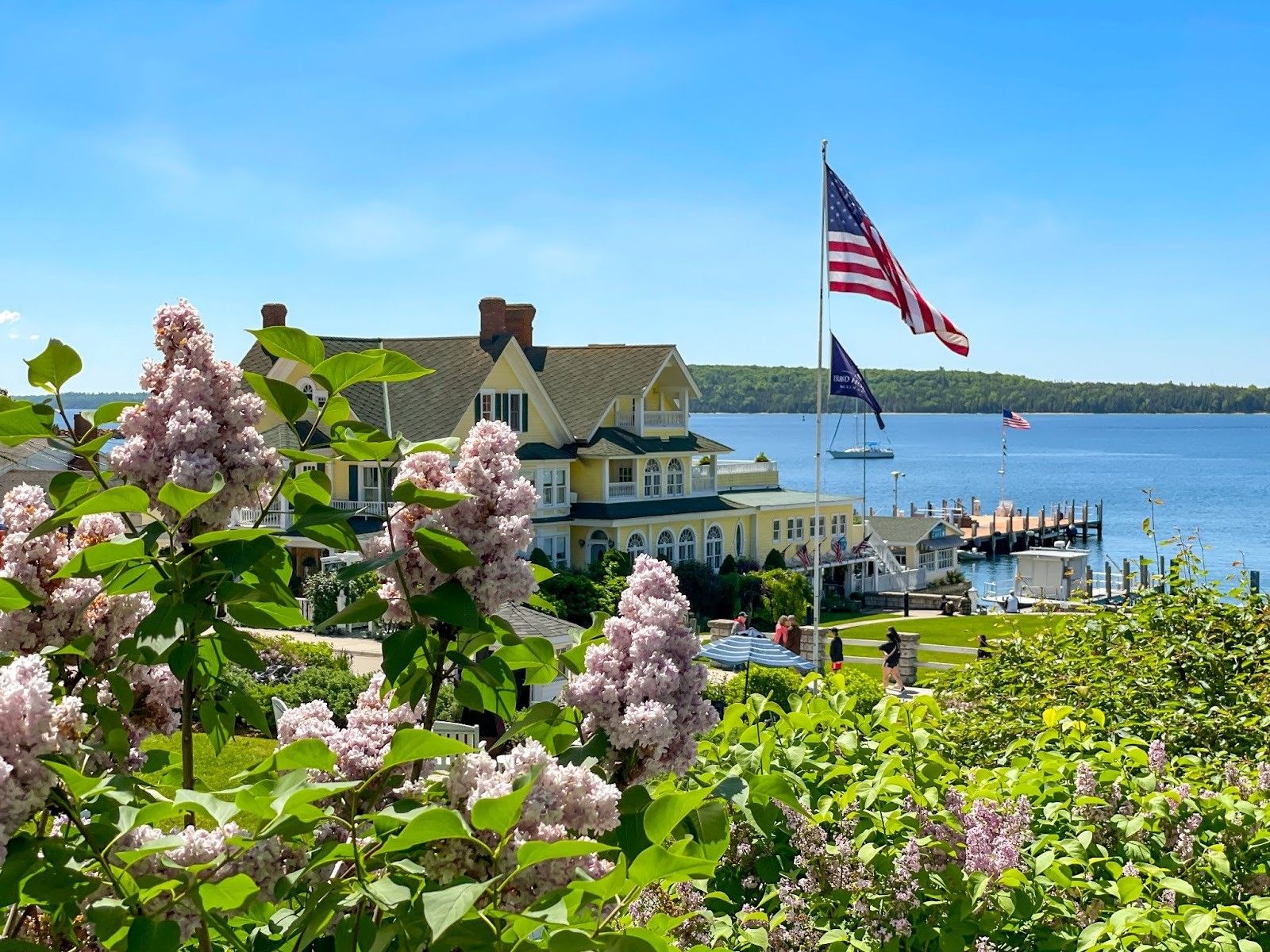 1600x1200 No Cars, Just History: How Mackinac Island is Celebrating America's 250th Dreams Magazine