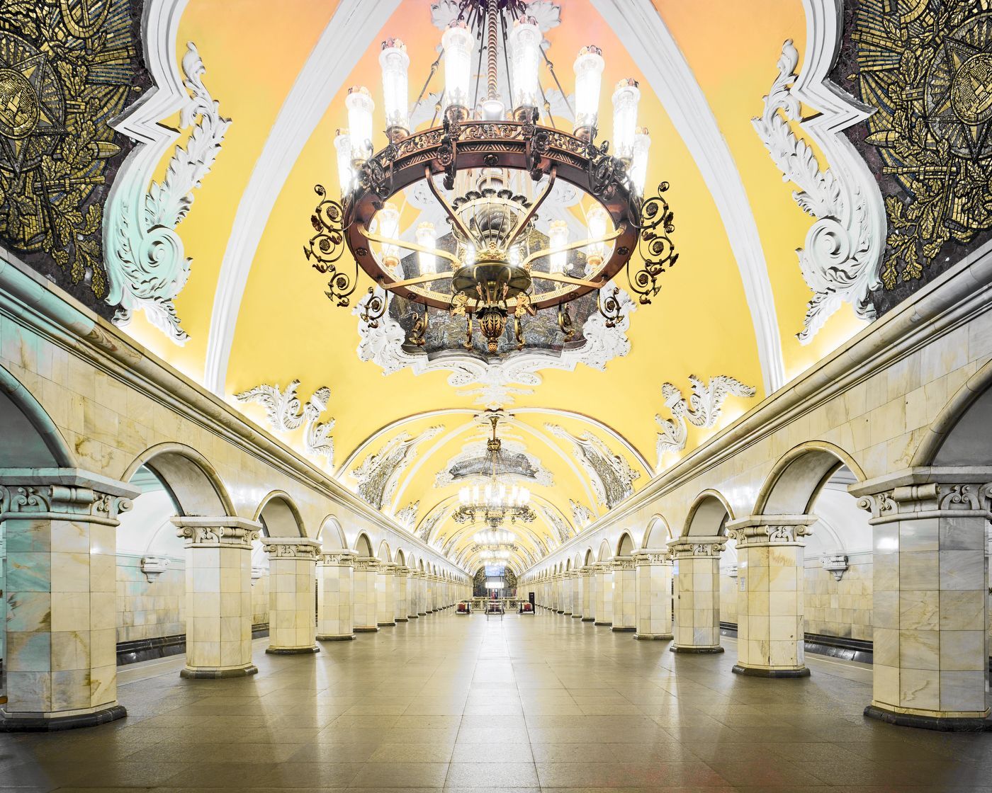 1400x1120 The ornate beauty of Moscow's palatial metro stations