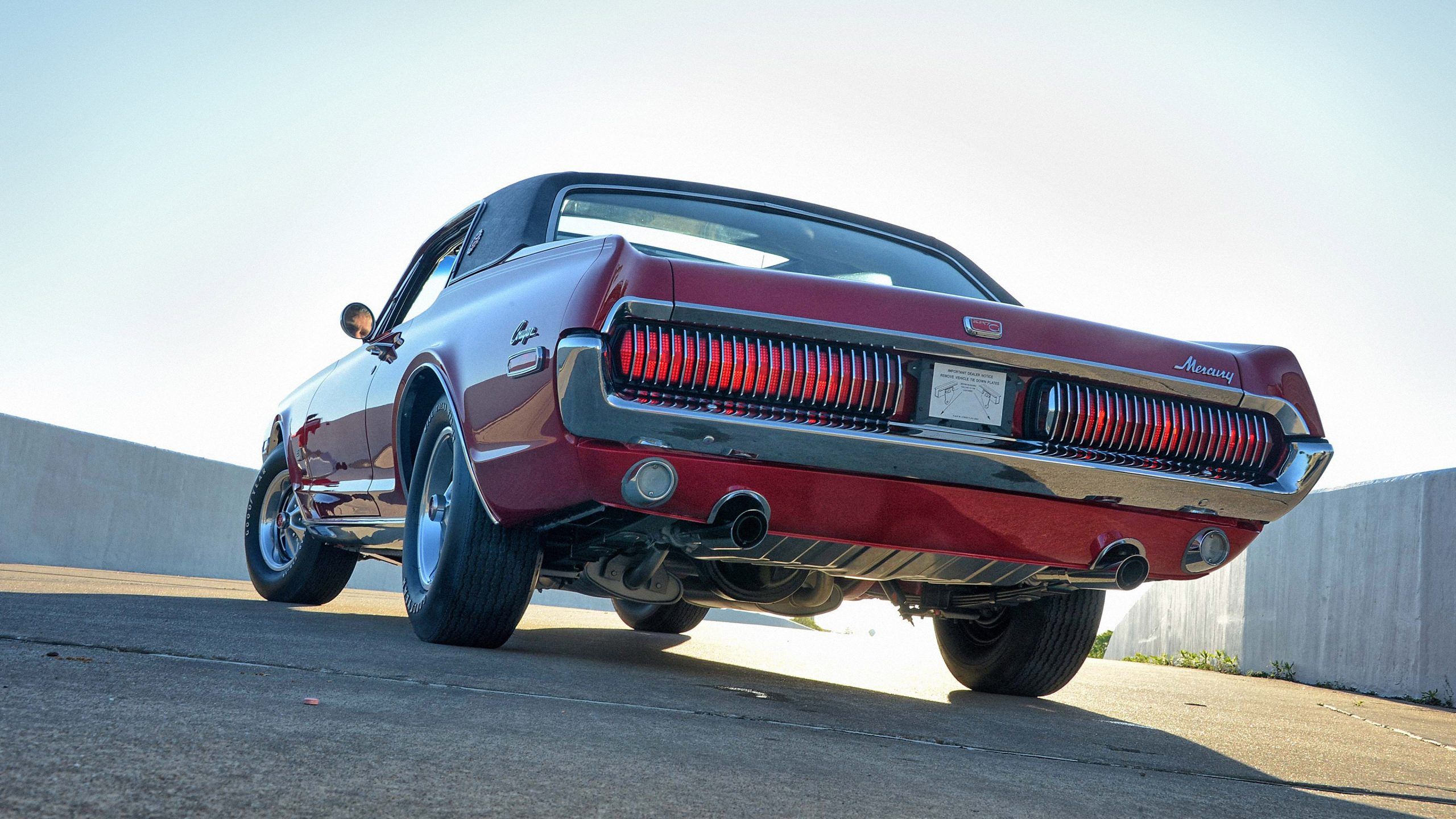 2560x1440 Mercury Cougar XR 7 Wallpaper