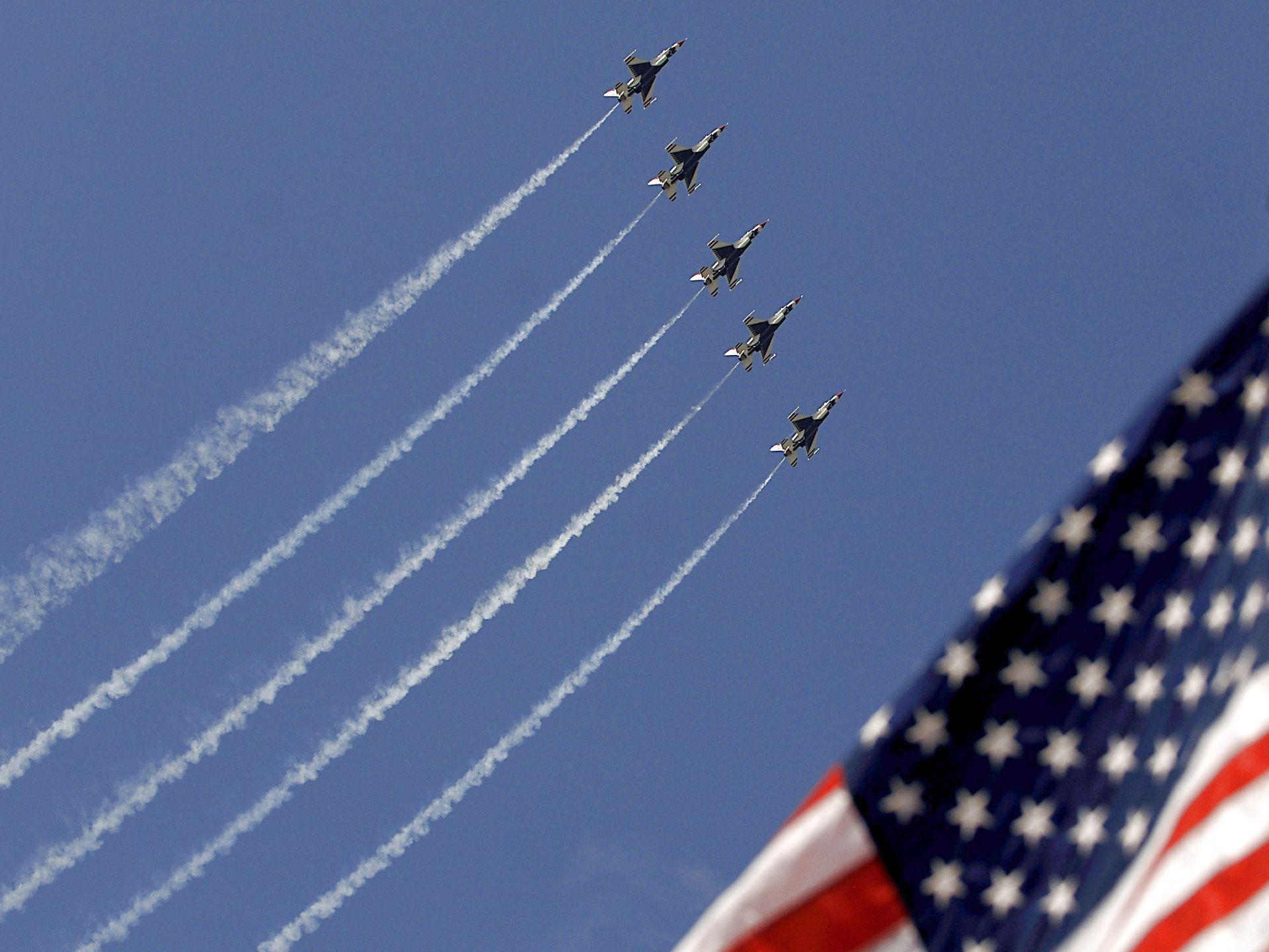 1920x1440 patriotic wallpaper. JETS AND FLAG WALLPAPERS. JETS AND FLAG STOCK