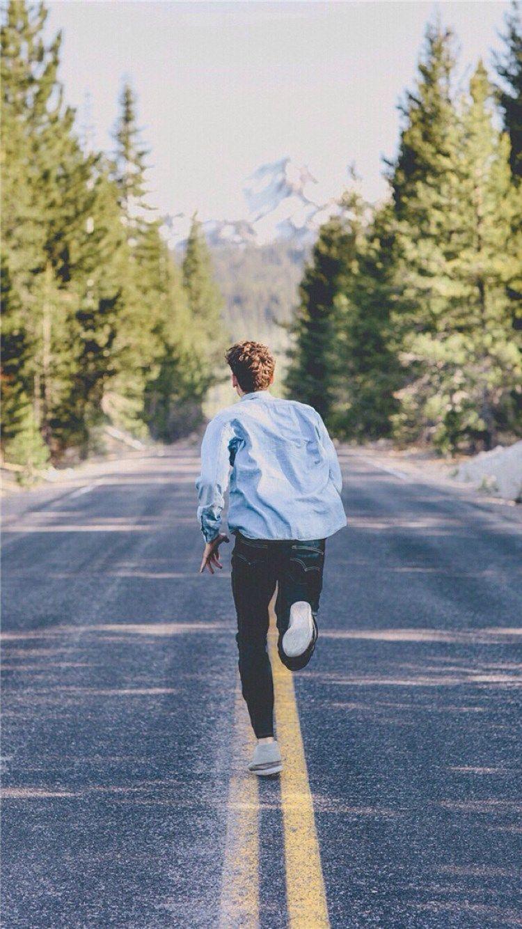 750x1334 Handsome Young Man Running Street #iPhone #plus #wallpaper. Running photography, Portrait photography men, Man photography