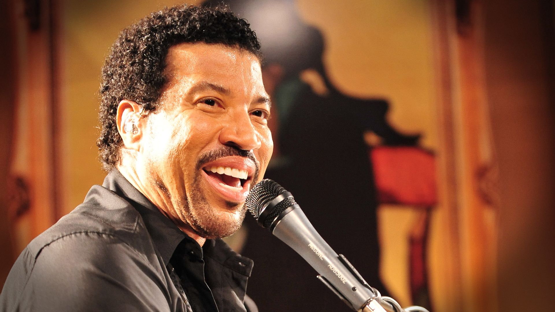1920x1080 Lionel Richie Wallpaper