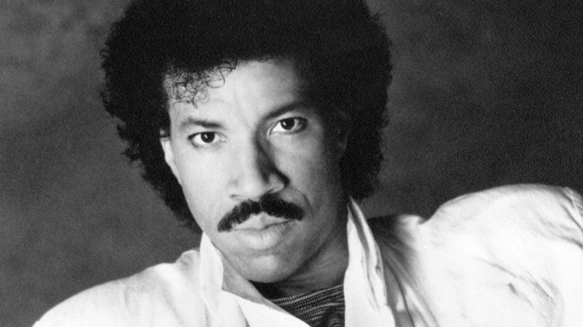 1920x1080 Lionel Richie Wallpaper