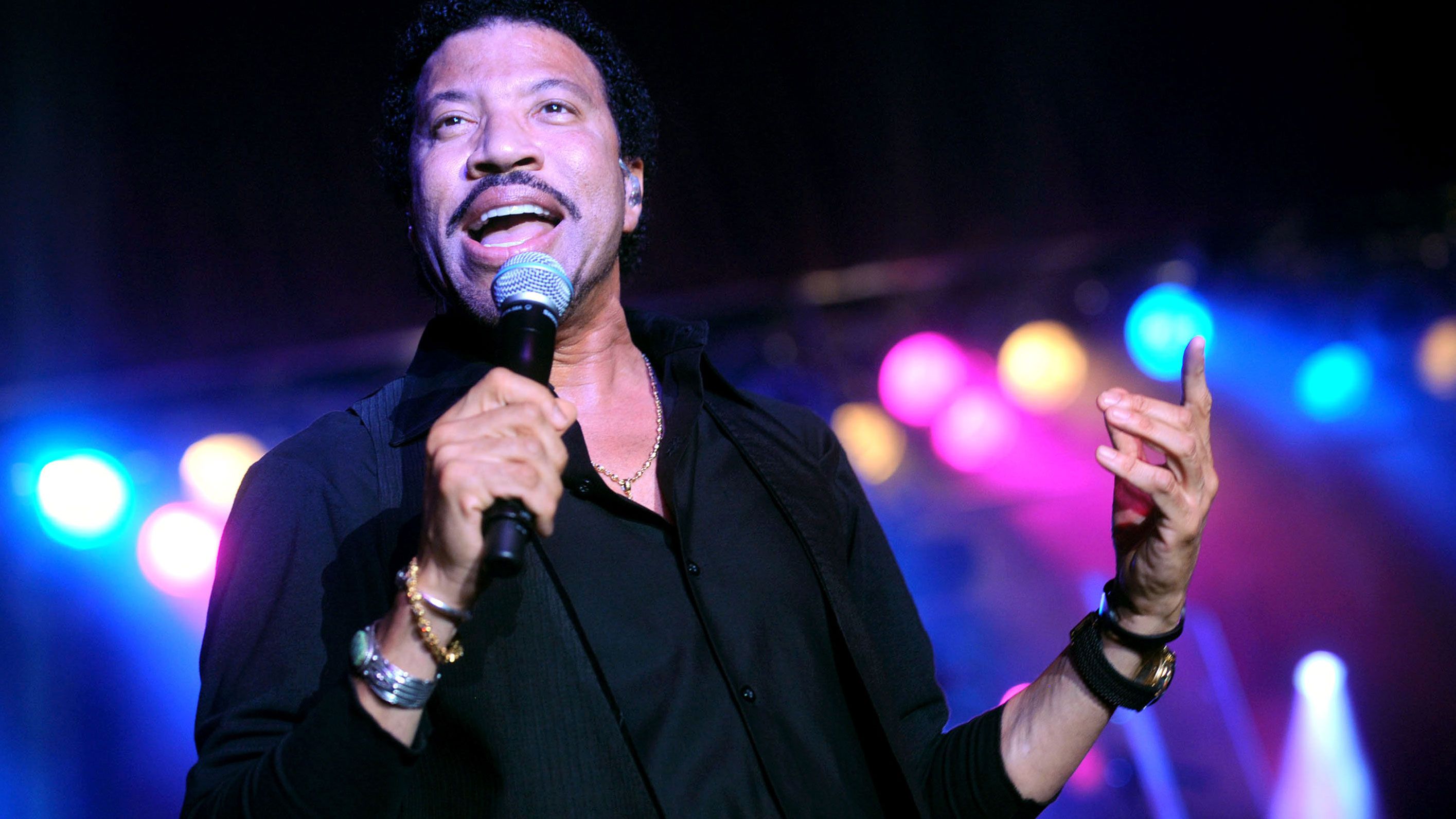 2830x1592 Lionel Richie Wallpaper