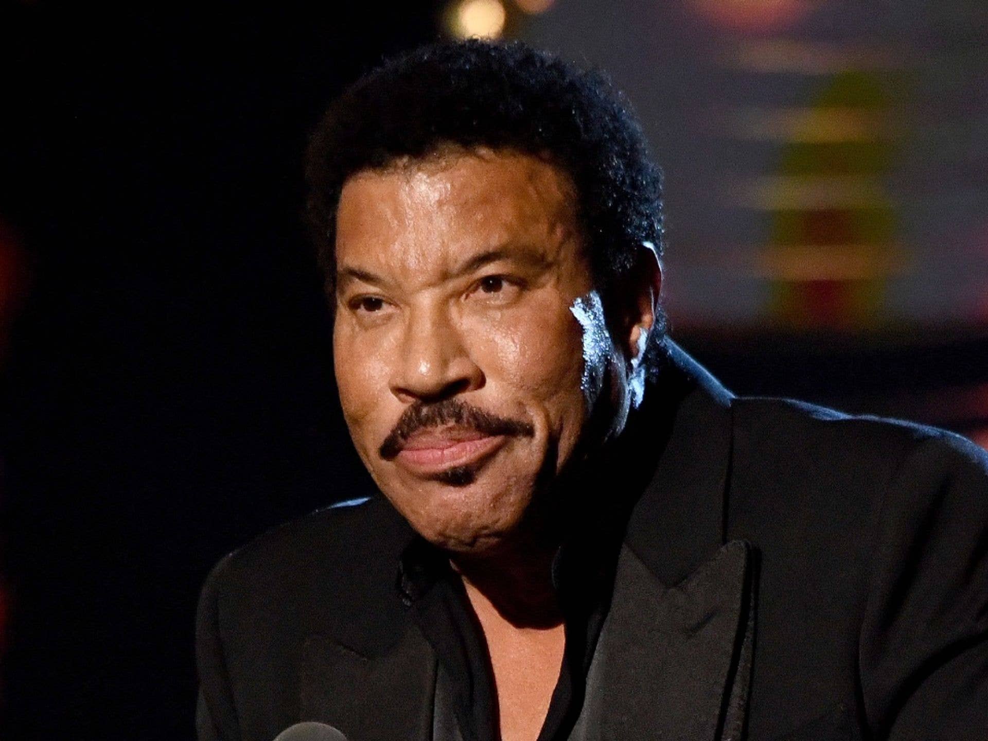 1920x1440 Lionel Richie, reveals the secrets behind youthful appearance after fans debate plastic surgery use. HELLO!