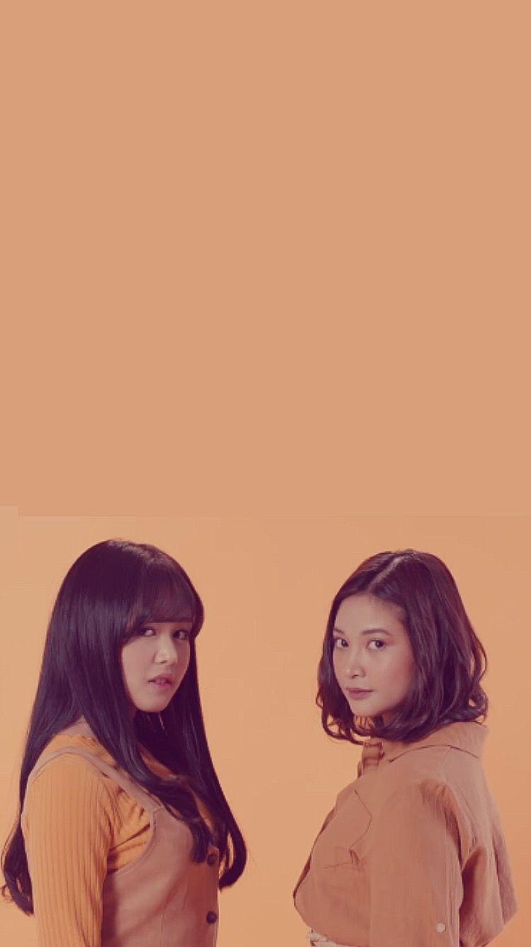 749x1334 MNL48 Wallpaper