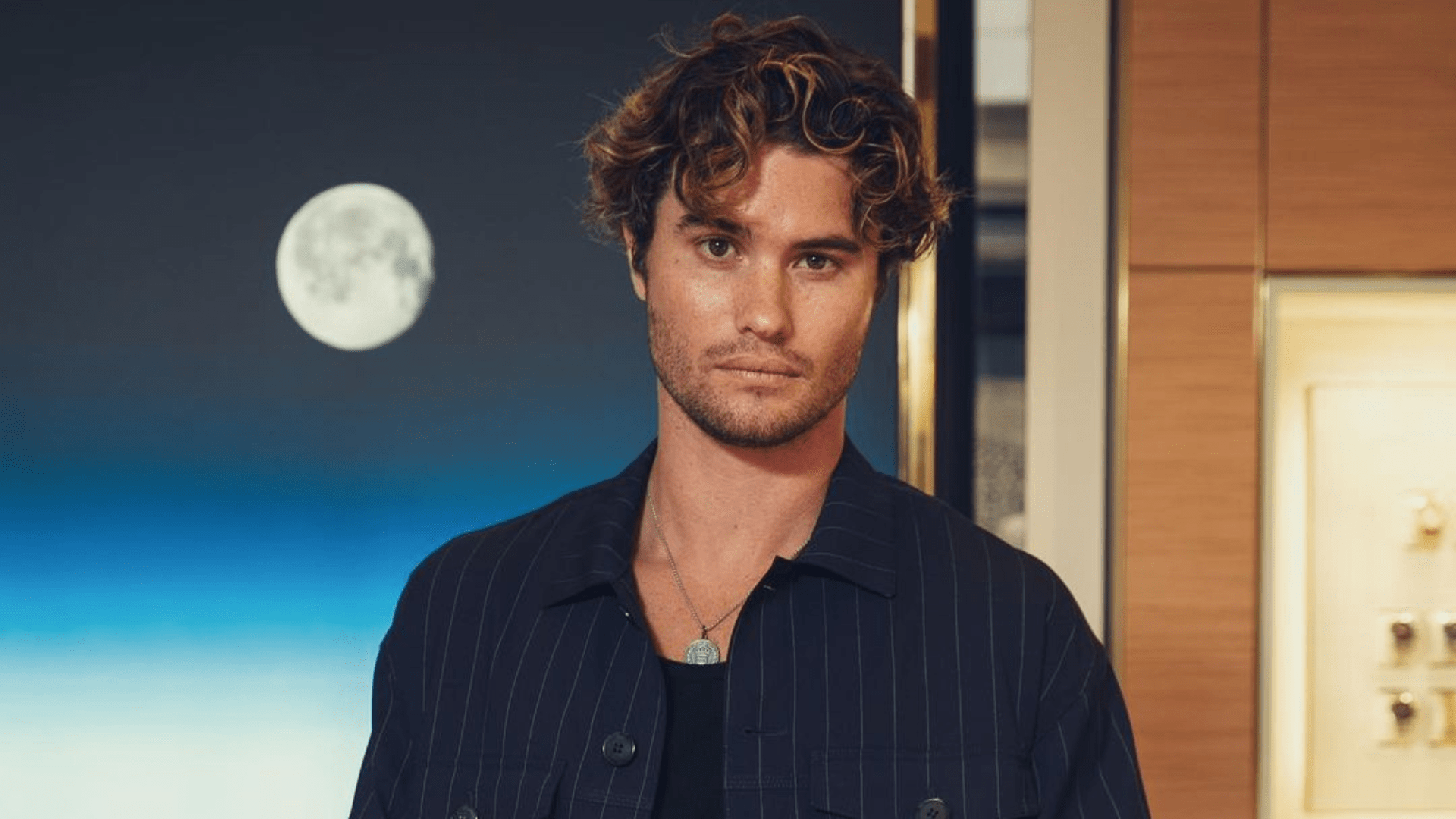 1920x1080 Who Is Chase Stokes, The Actor In Outer Banks?