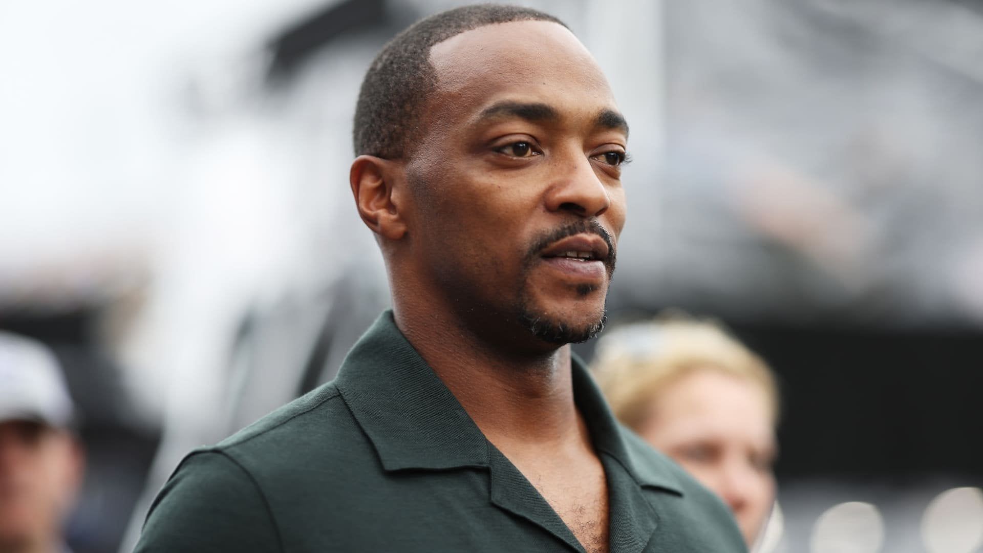 1920x1080 Captain America Anthony Mackie: How we lie to kids about success, luck