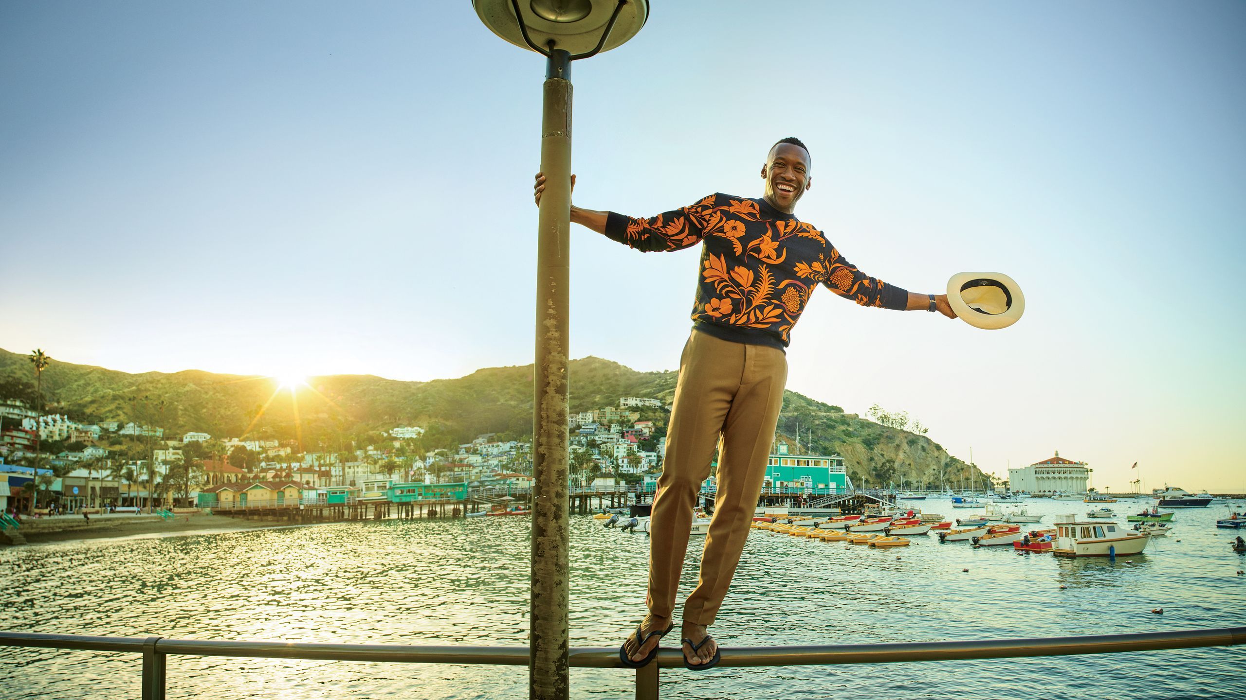 2560x1440 Mahershala Ali Thinks We Can Still Make this Country Great