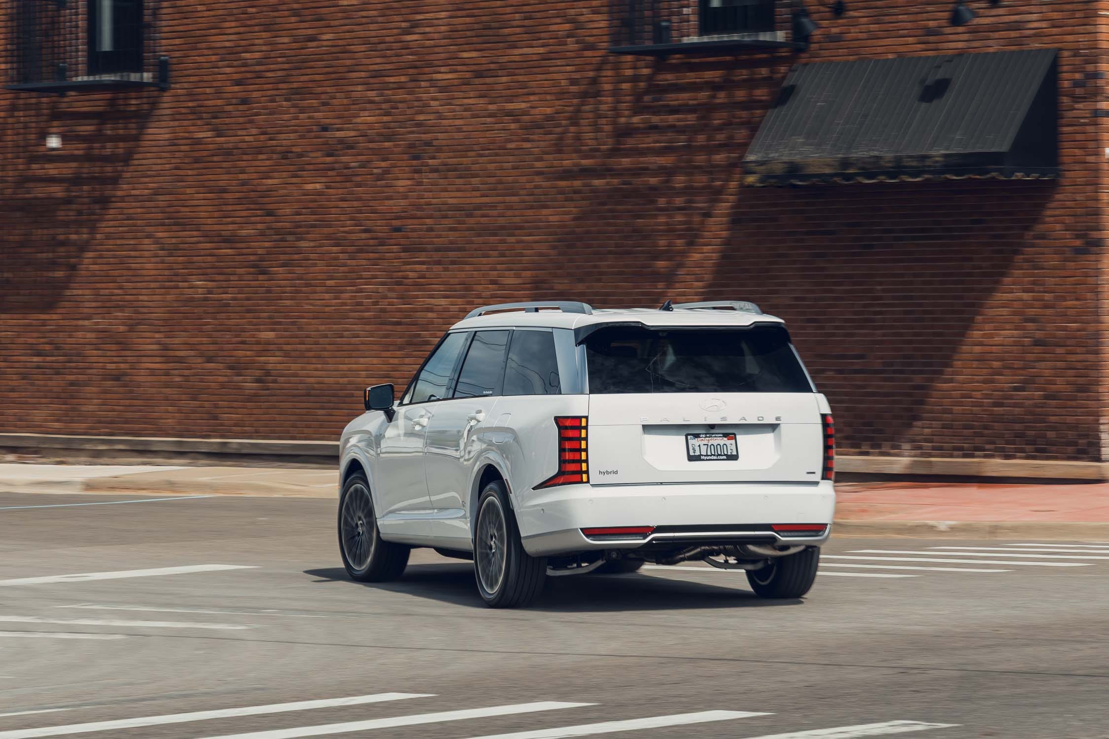 2250x1500 View Exterior Photo of the 2026 Hyundai Palisade Hybrid