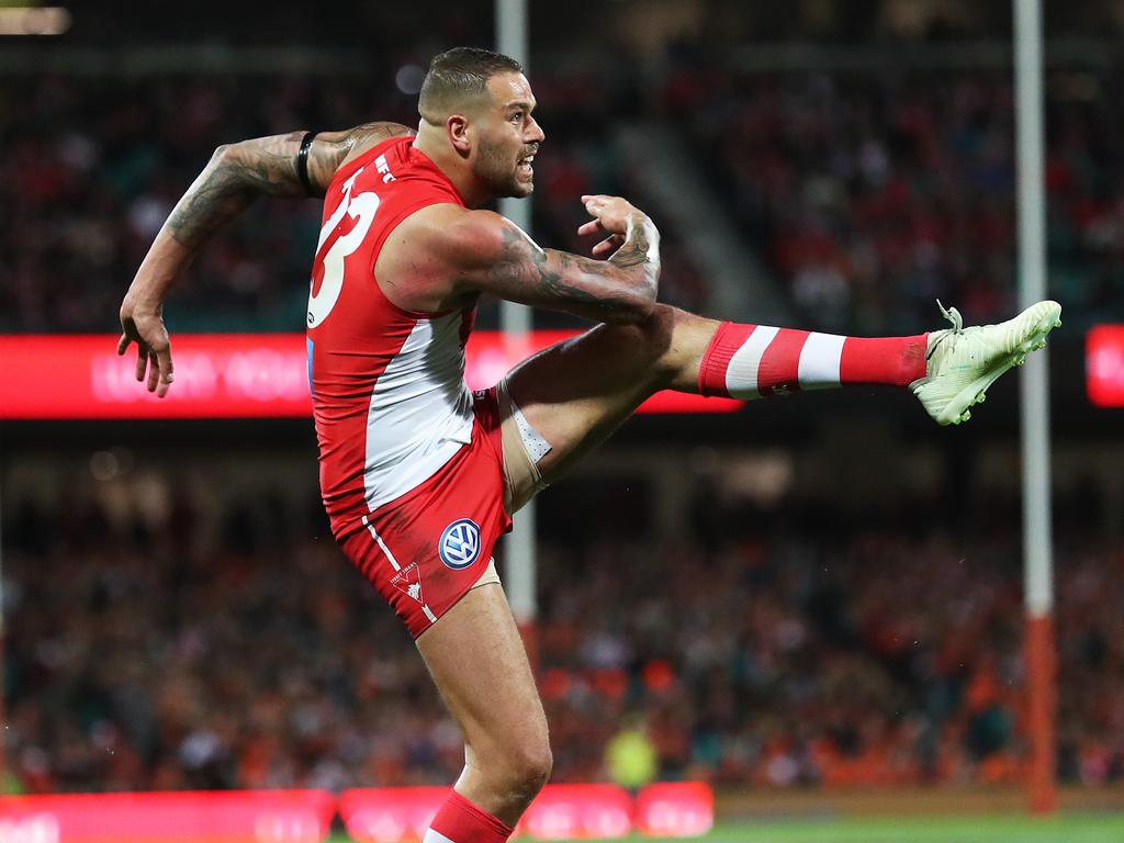 1024x768 AFL life members membership criteria, Lance Franklin, Ray Chamberlain