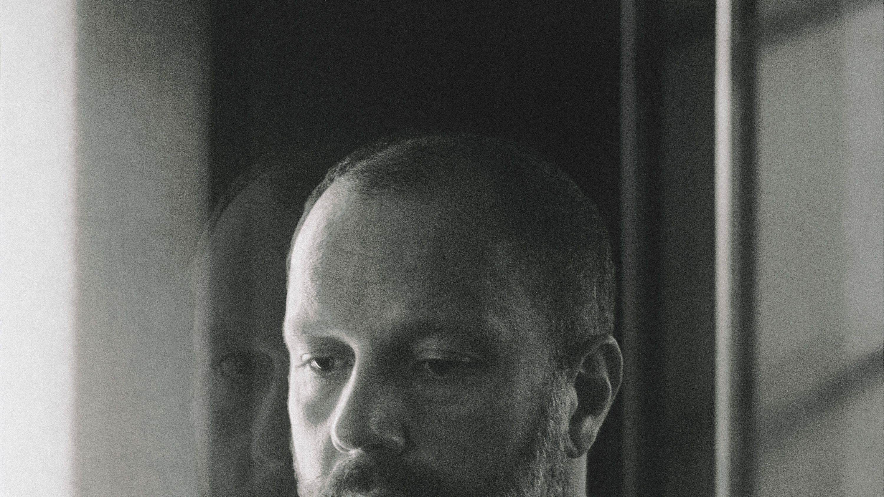 3000x1688 Yorgos Lanthimos Steps Back From the Movie Camera, and Picks Up Another One