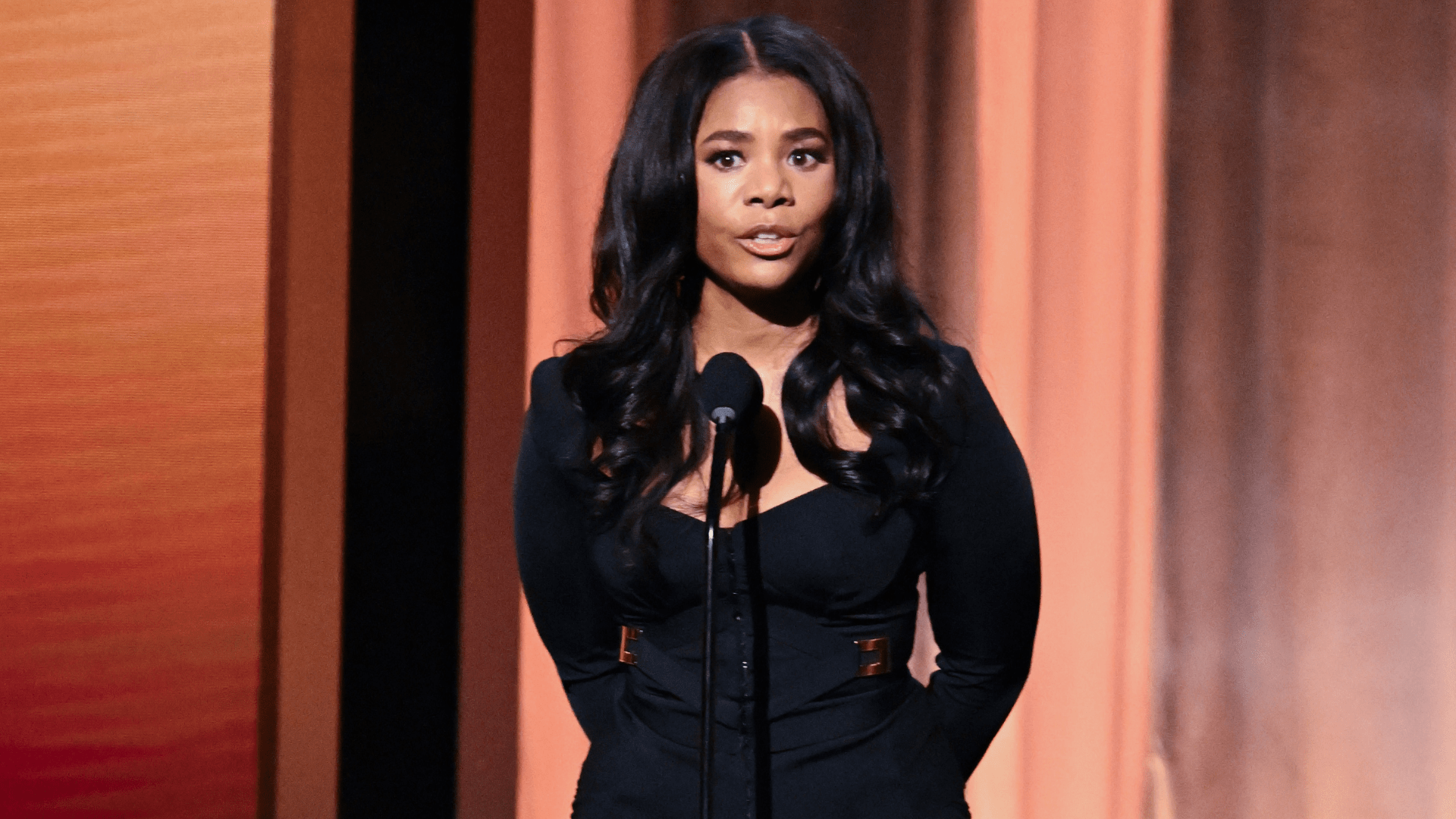 1920x1080 Regina Hall Honors Michael B. Jordan, Delroy Lindo at NAACP Image Awards