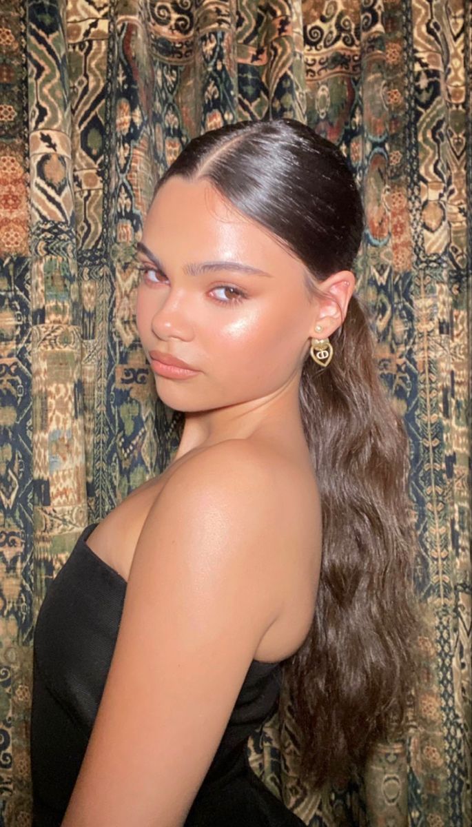 685x1200 ariana greenblatt