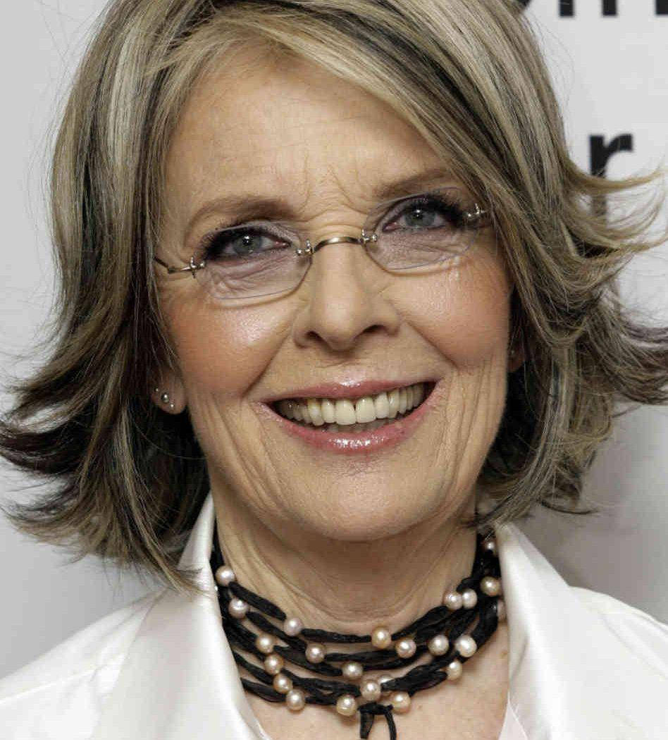 948x1050 Download Actress Diane Keaton At Lincoln Film Society Wallpaper