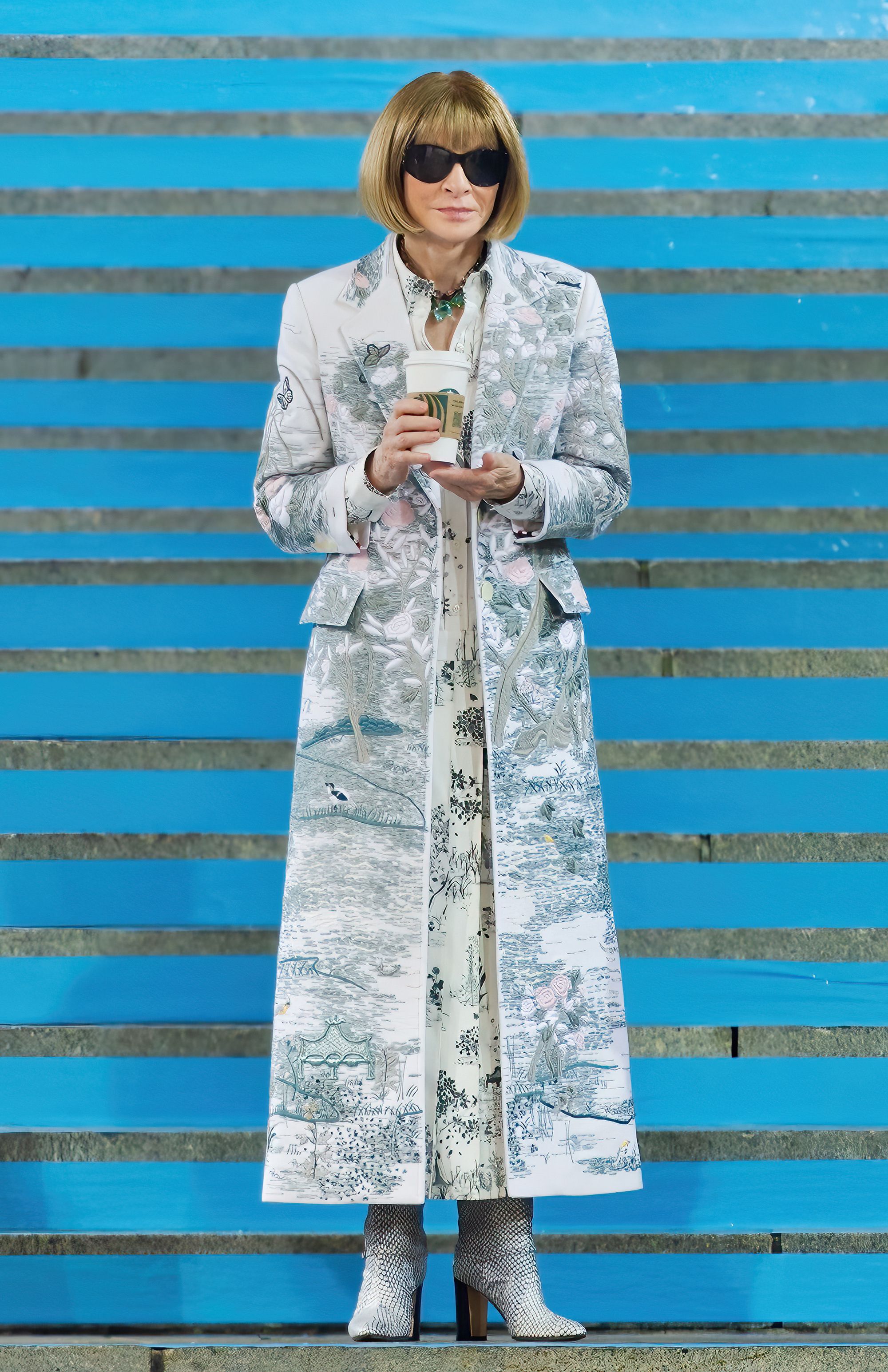 2000x3090 Anna Wintour Wallpaper