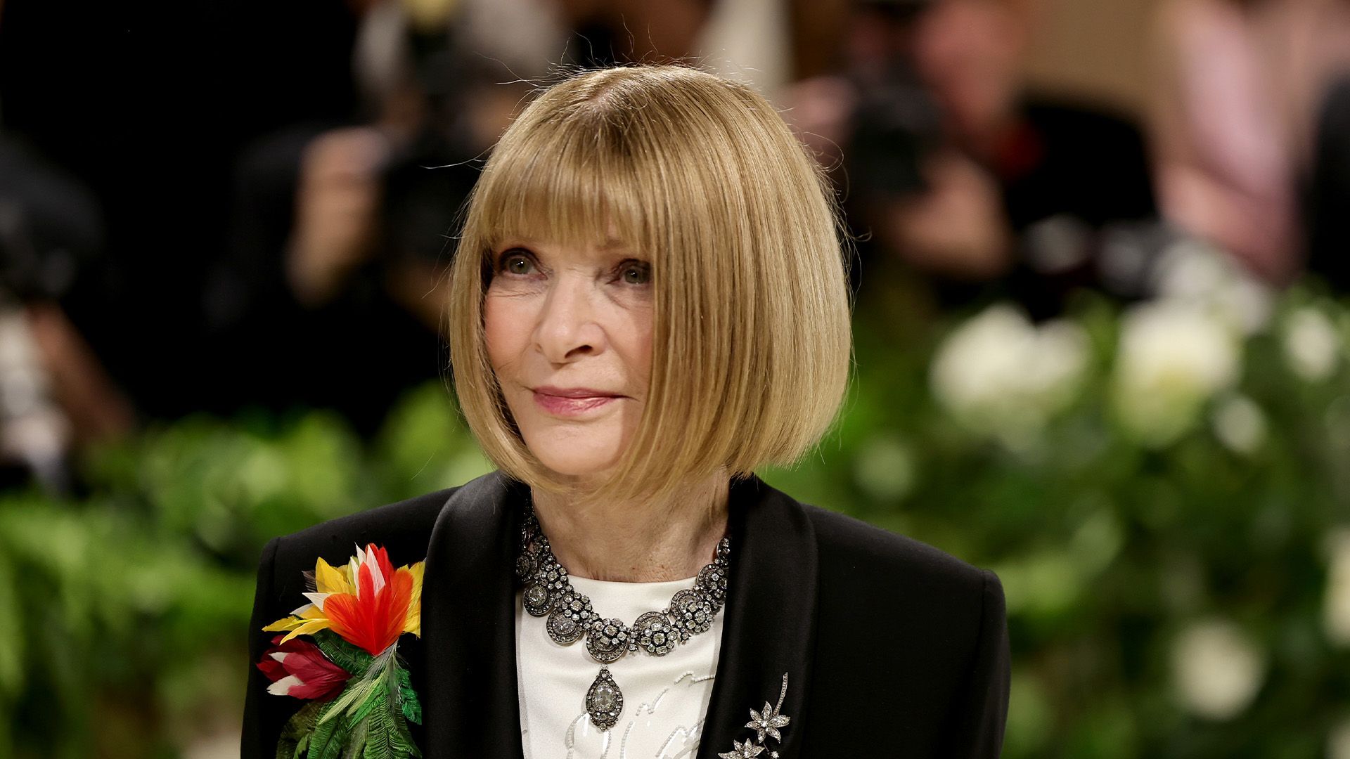 1920x1080 Anna Wintour admits she broke her biggest Met Gala 'rule' and apologizes for 'unleashing a lot of confusion'