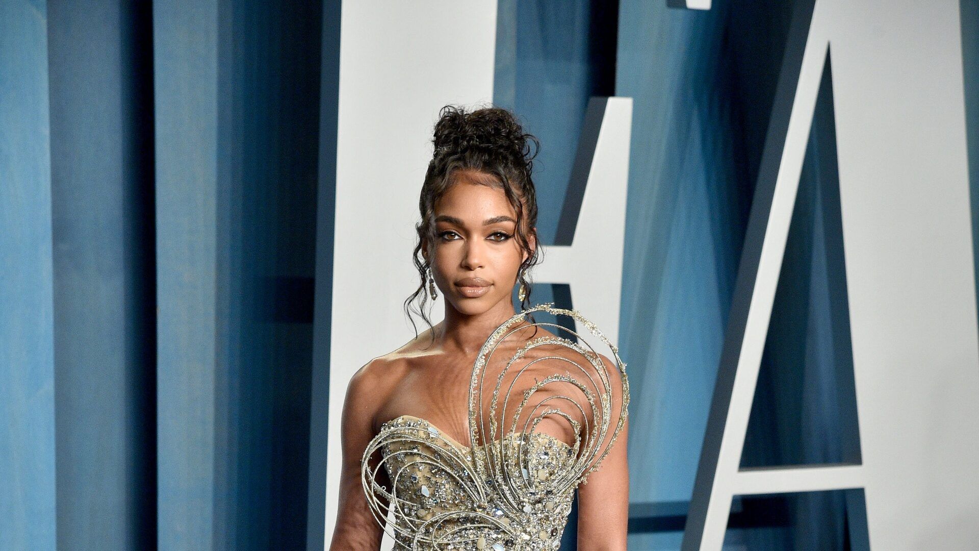 1920x1080 Lori Harvey's Hairstylist On Mastering The Perfect Updo