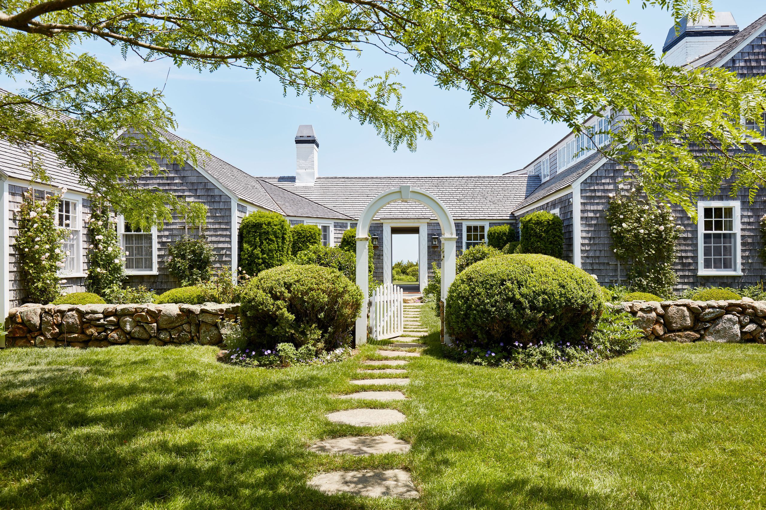 2560x1707 Tour a New York Couple's Classic Martha's Vineyard Home