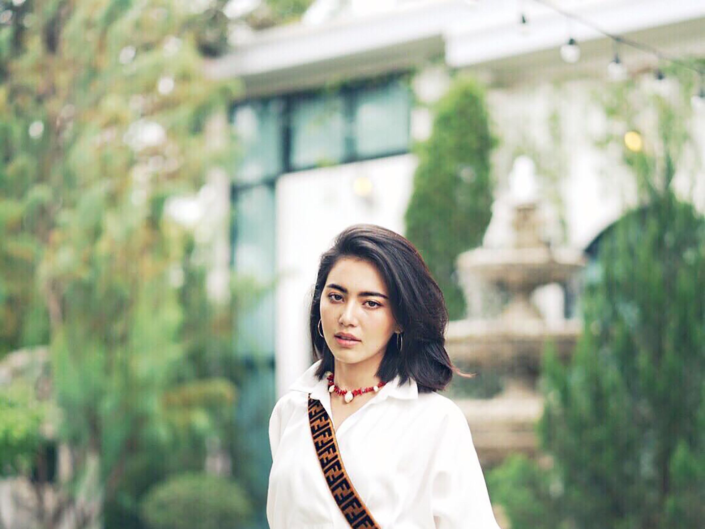 2400x1800 Davika Hoorne