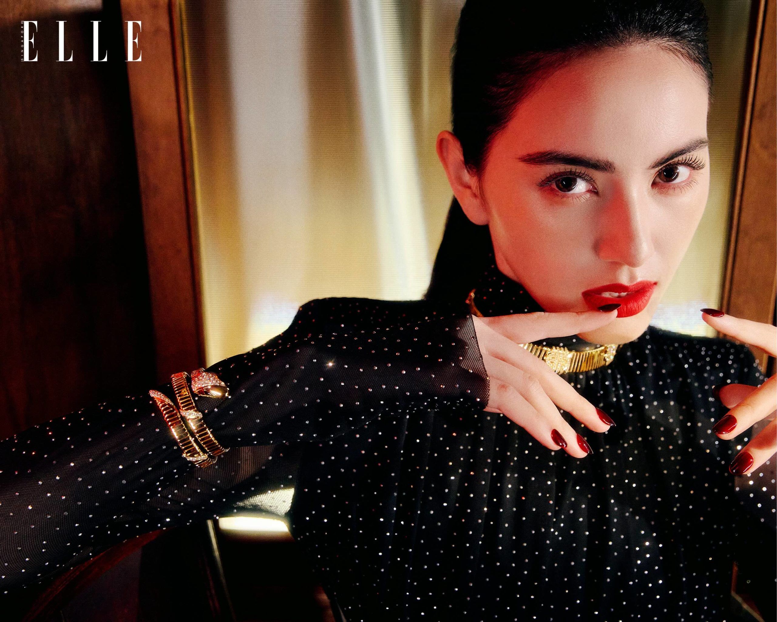 2560x2048 Two Decades On And Davika Hoorne Is Not Done Just Yet