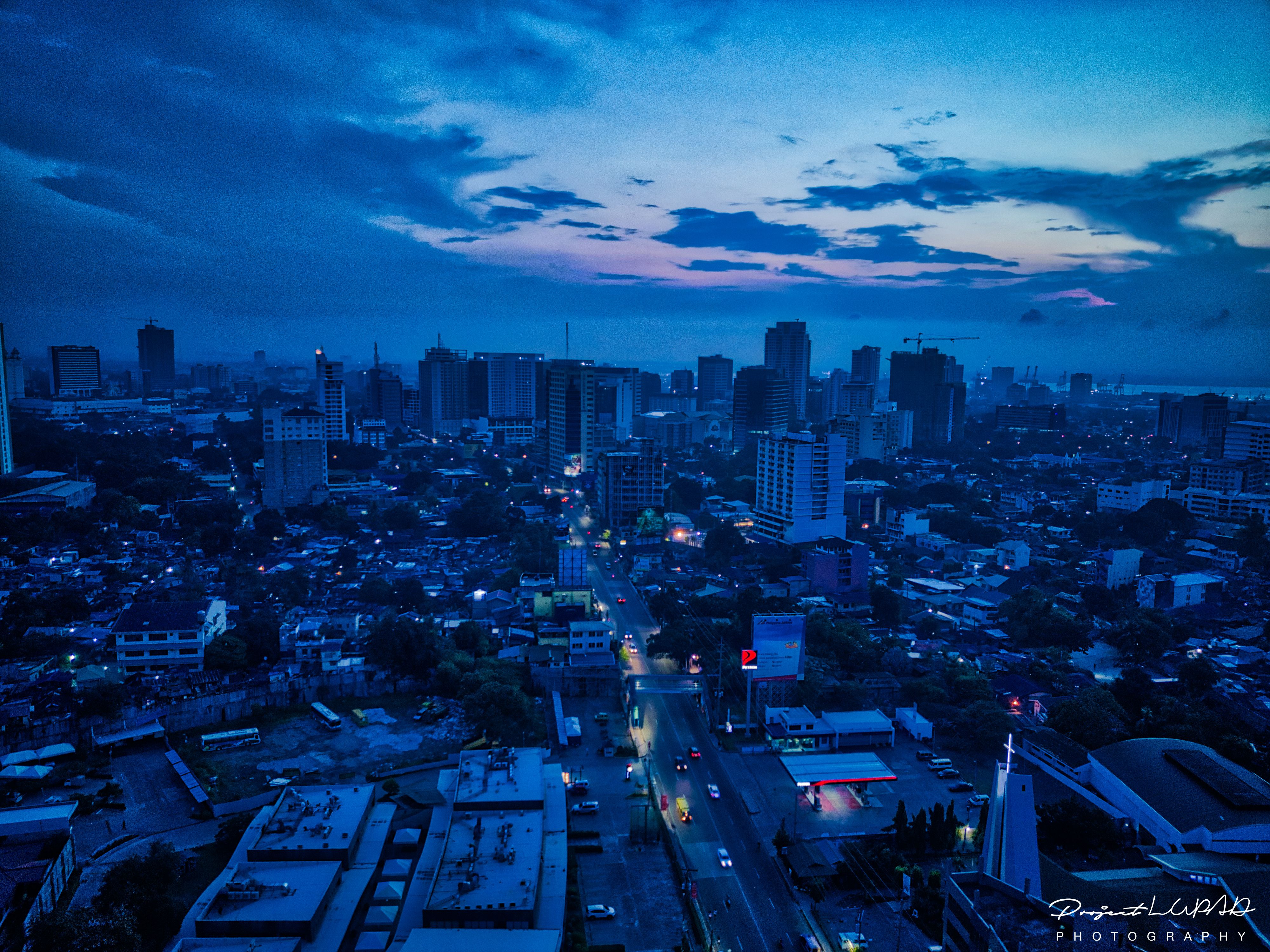 4000x3000 Spectacular Golden Hour Aerial View of Cebu City