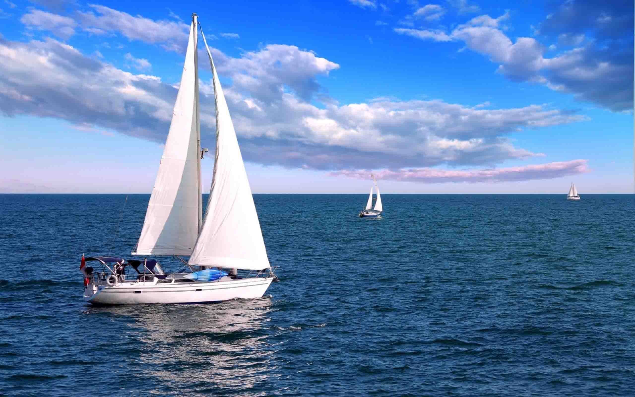 2560x1600 Sail Boat Wallpaper