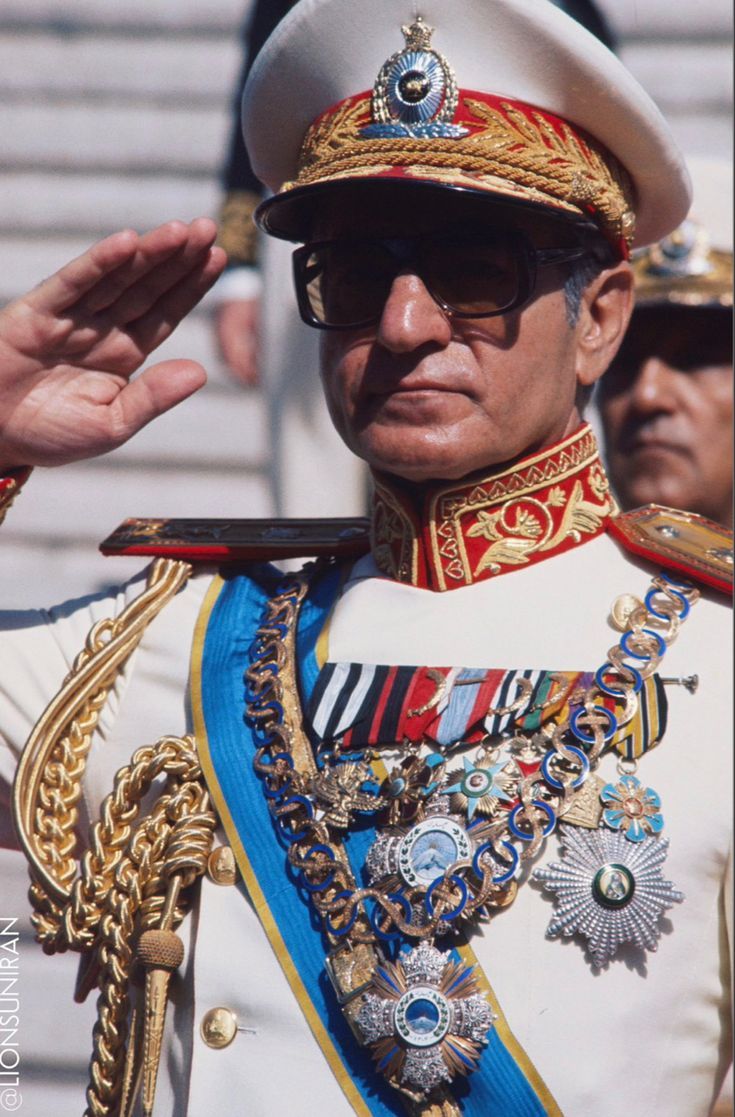 735x1117 Jewelry design. The shah of iran, Pahlavi dynasty, King of persia