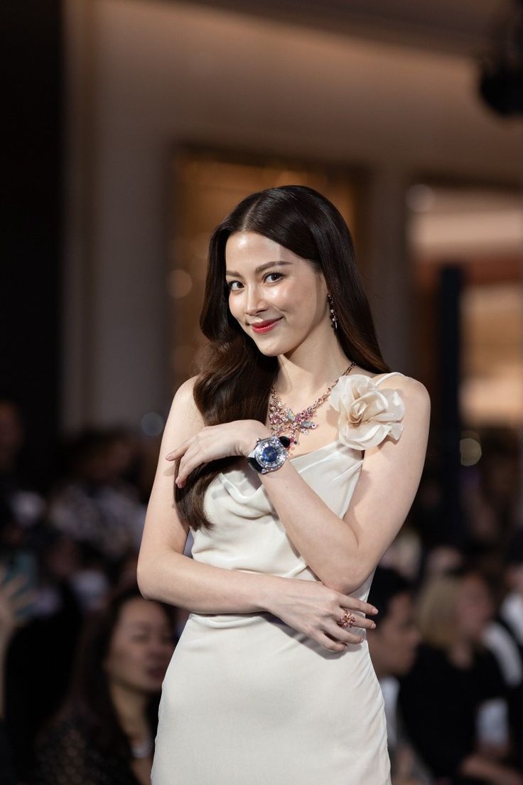 736x1104 Baifern Pimchanok