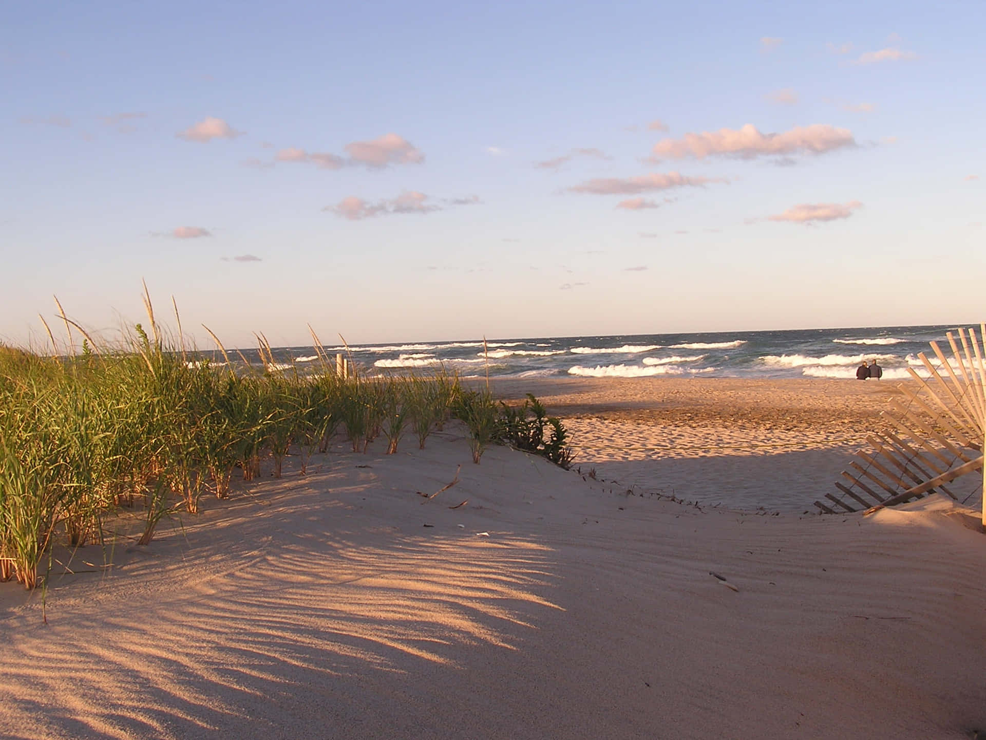 1920x1440 Download New England Summer Beach Vibe Wallpaper