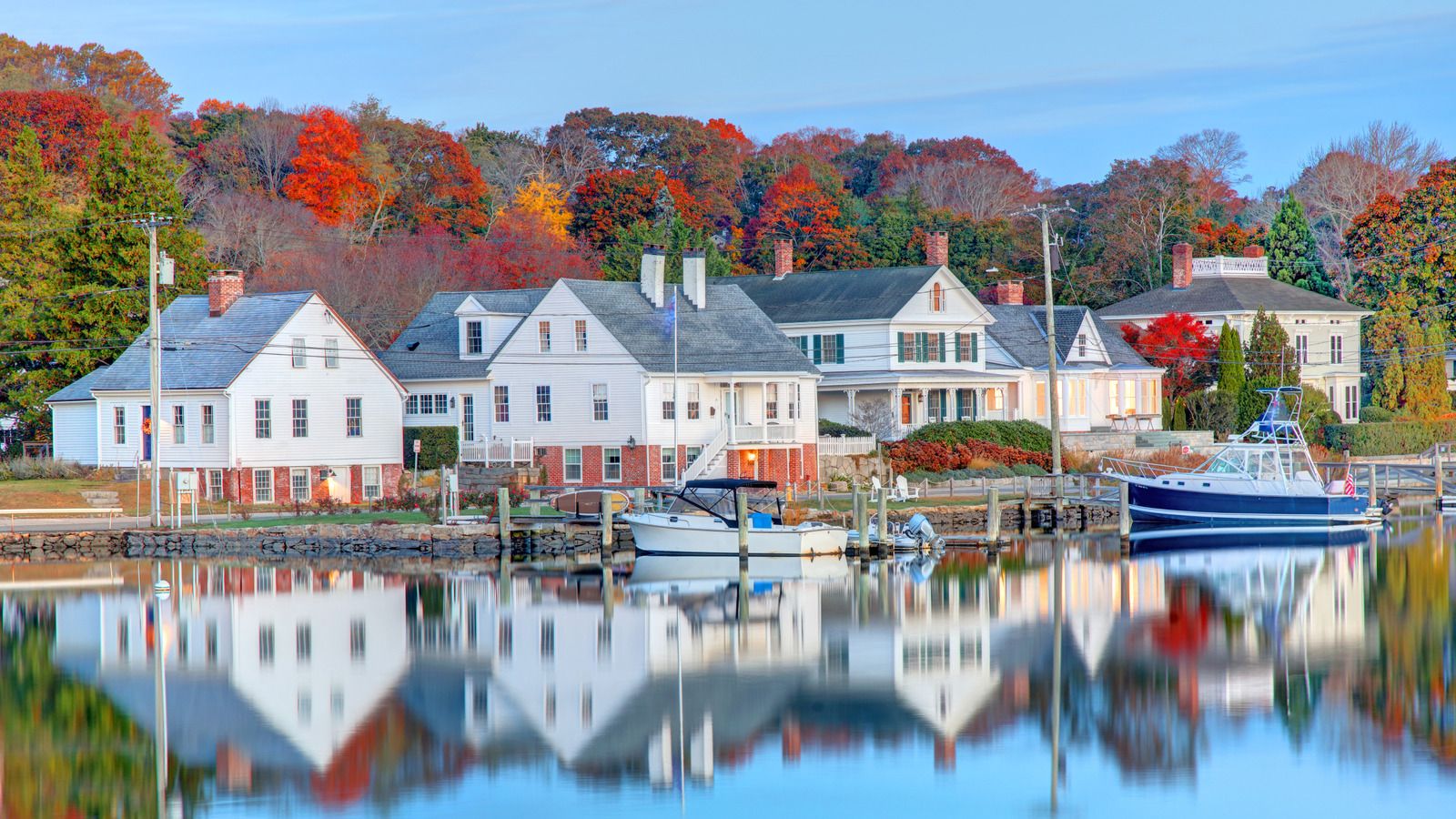 1600x900 This Coastal, Cozy Road Trip Highlights Charming Seaside New England Towns And Historic Harbors