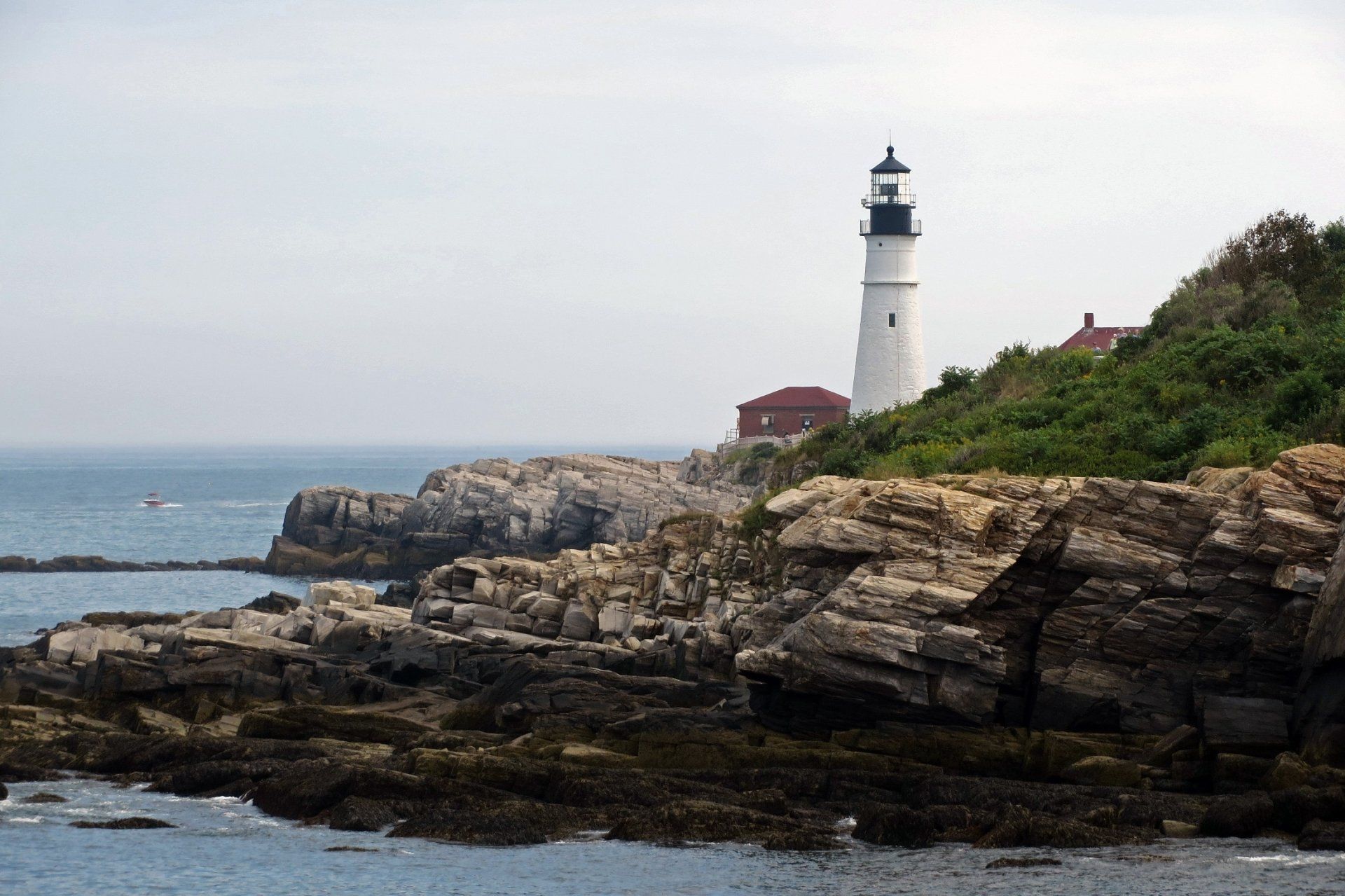 1920x1279 Download New England Coast Man Made Lighthouse HD Wallpaper